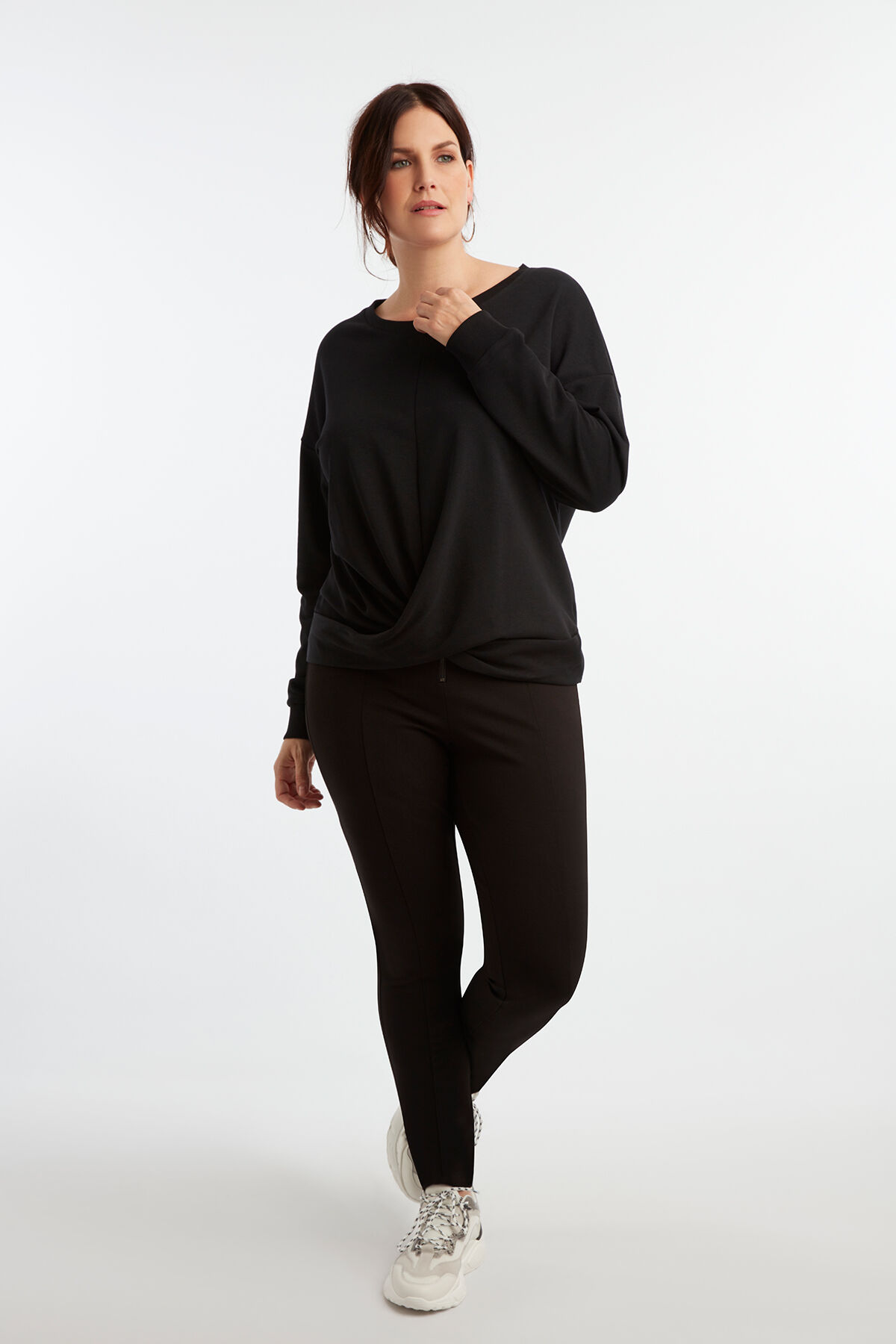 Pull  image number 3