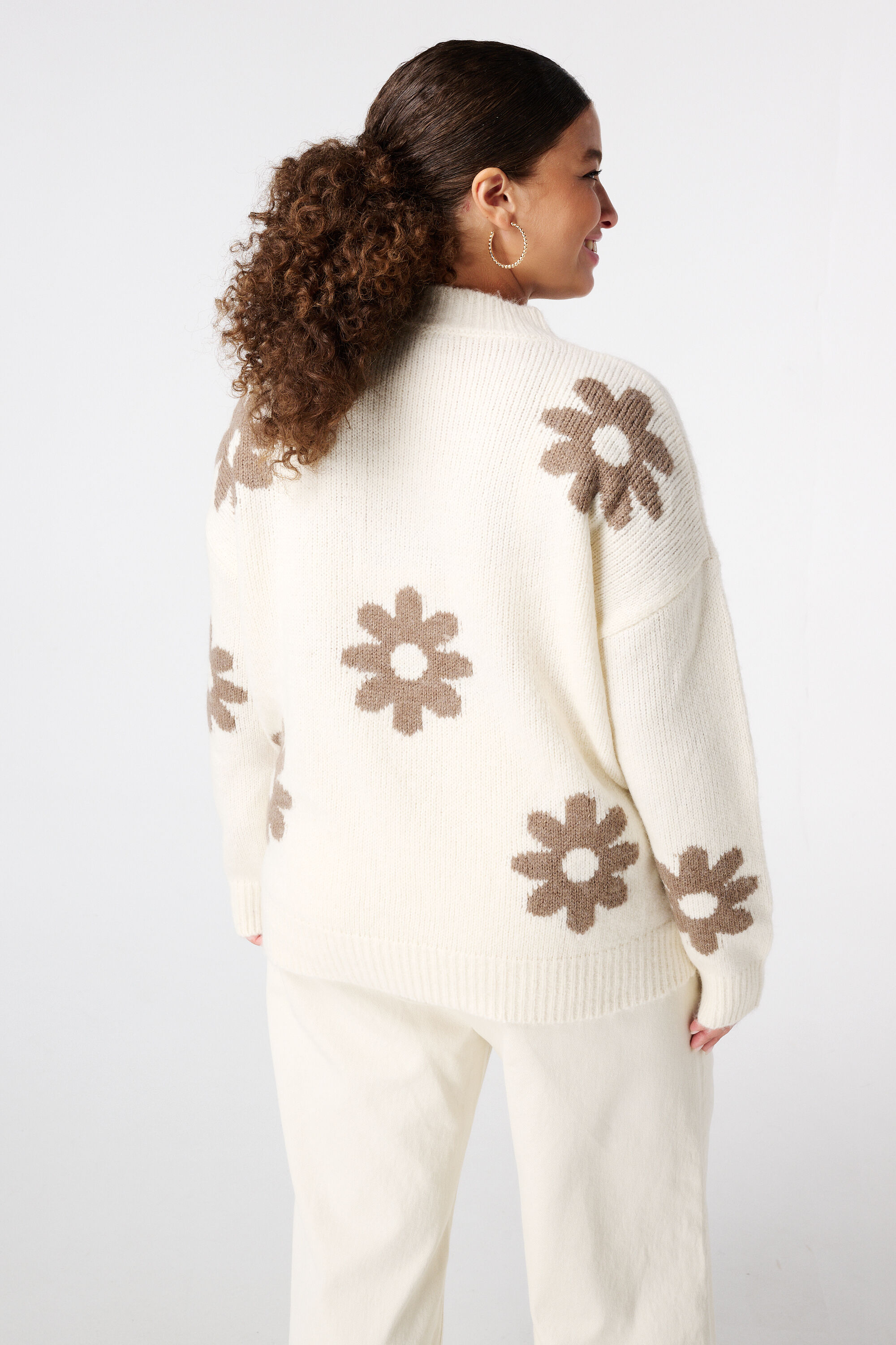 Pull &agrave; imprim&eacute; floral image number 3