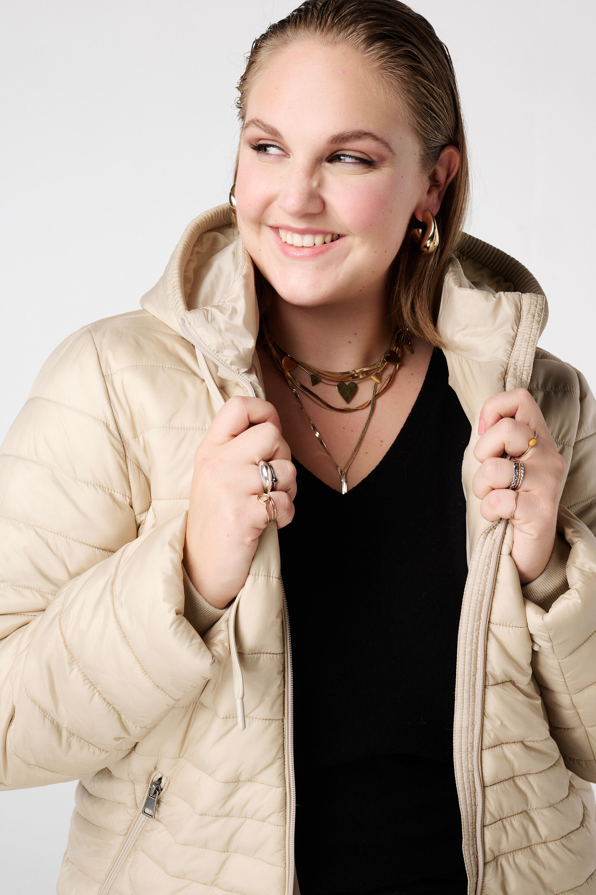 Veste l&eacute;g&egrave;rement matelass&eacute;e image number 4