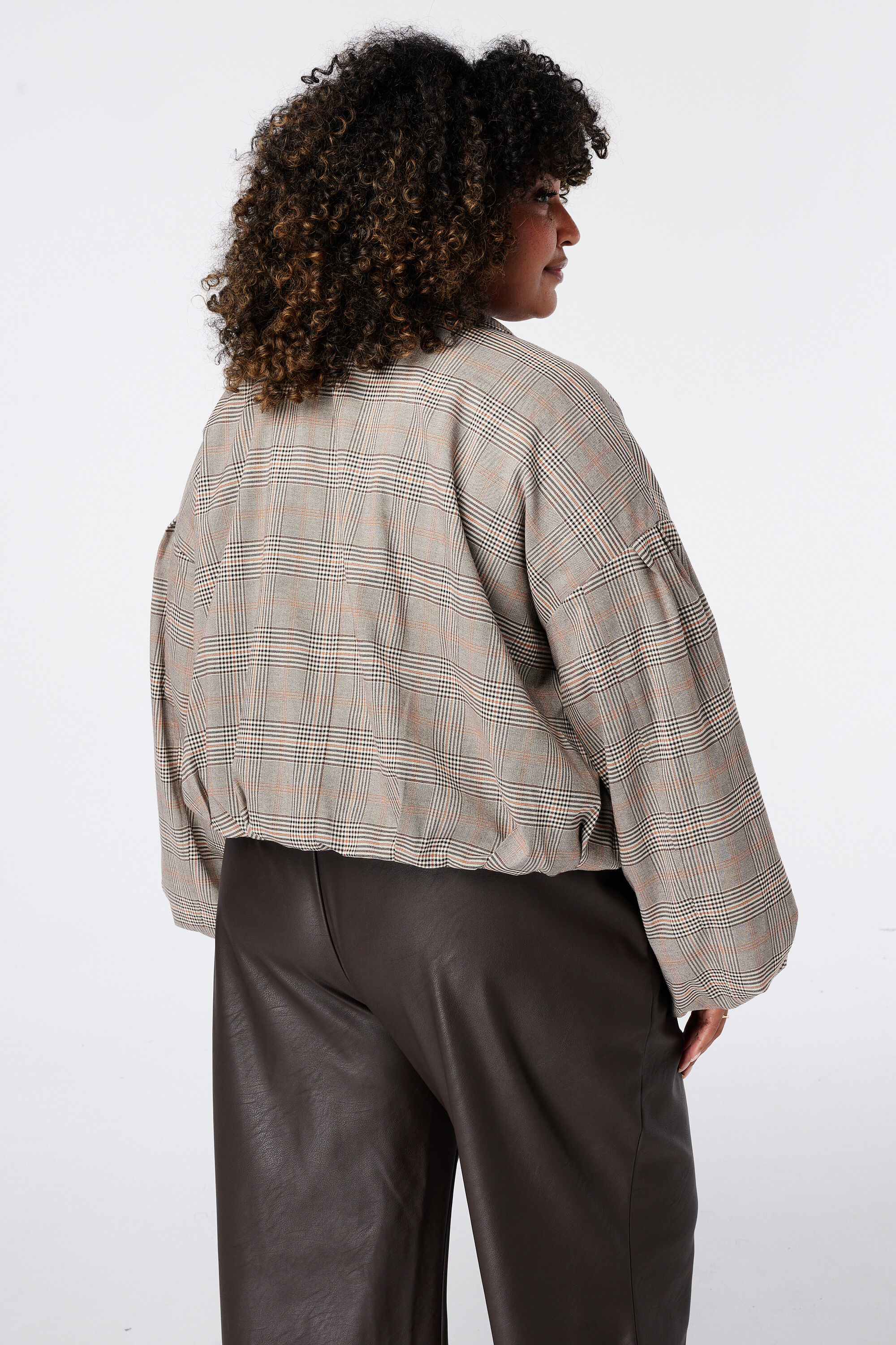 Veste bomber &agrave; carreaux image number 3