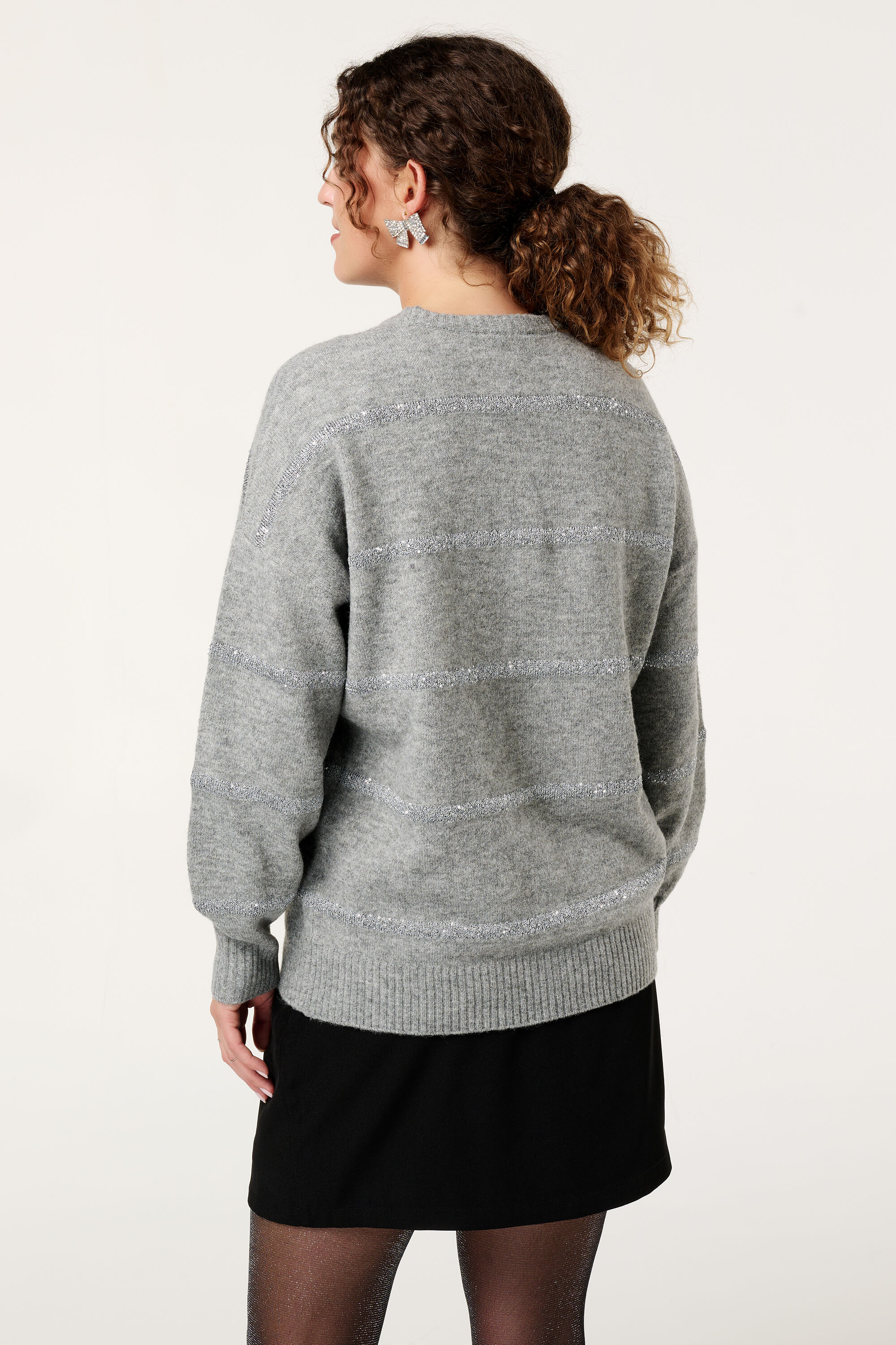 Pull &agrave; rayures &agrave; paillettes image number 3