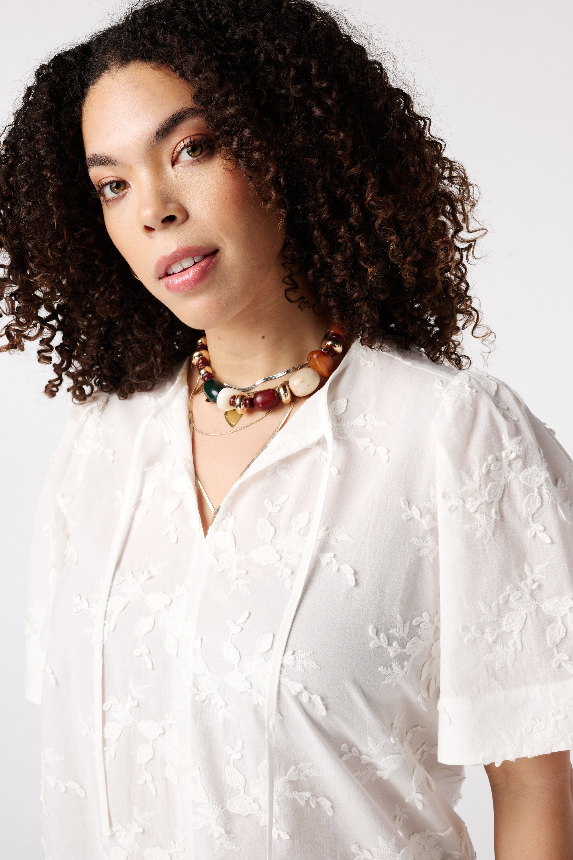 Blouse &agrave; manches courtes image number 4