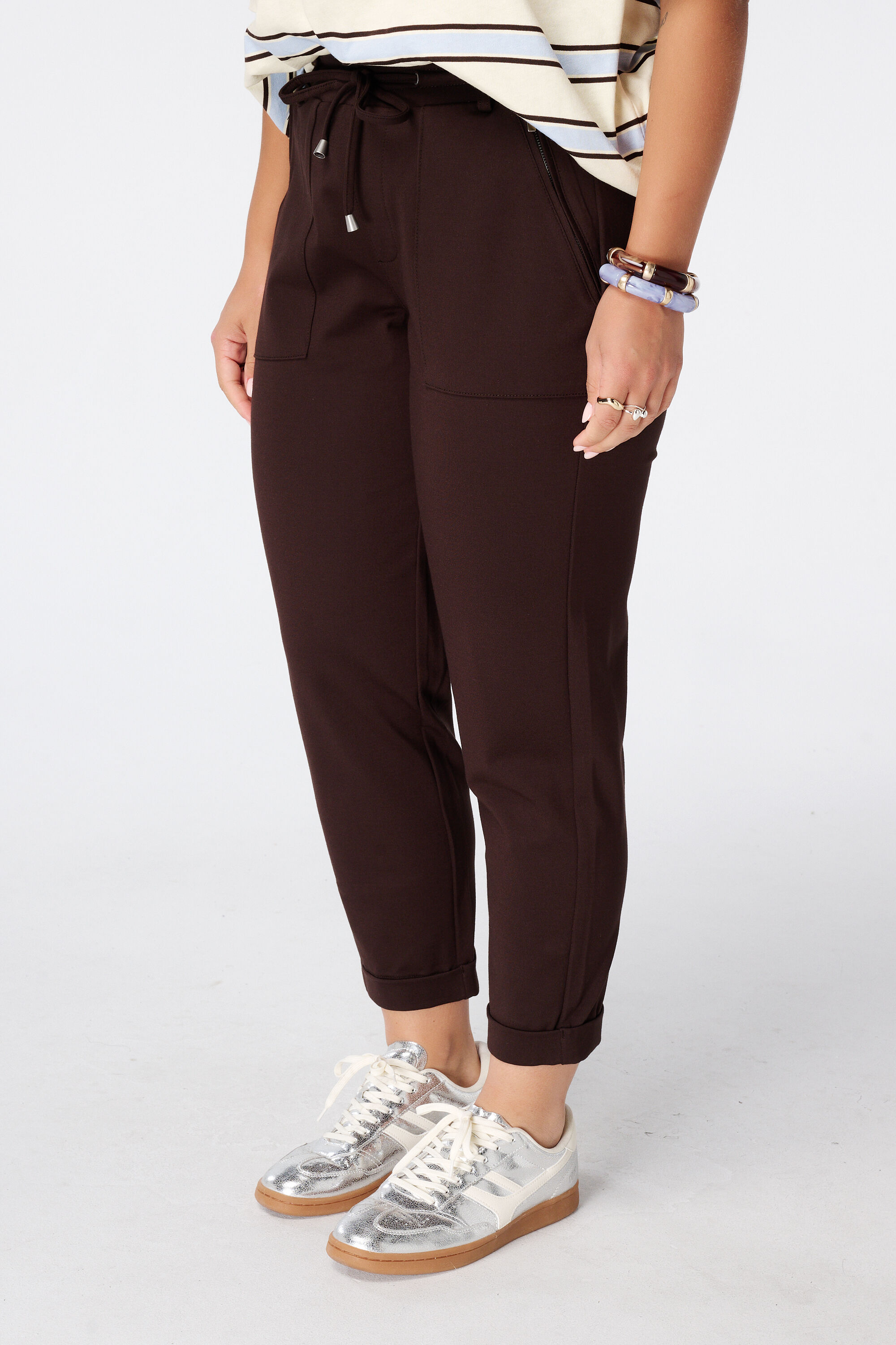 Pantalon fusel&eacute; &agrave; taille &eacute;lastique image number 5