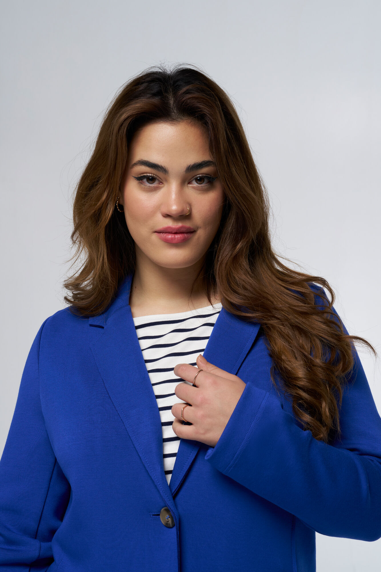 Manteau avec fermeture boutonn&eacute;e  image number 5