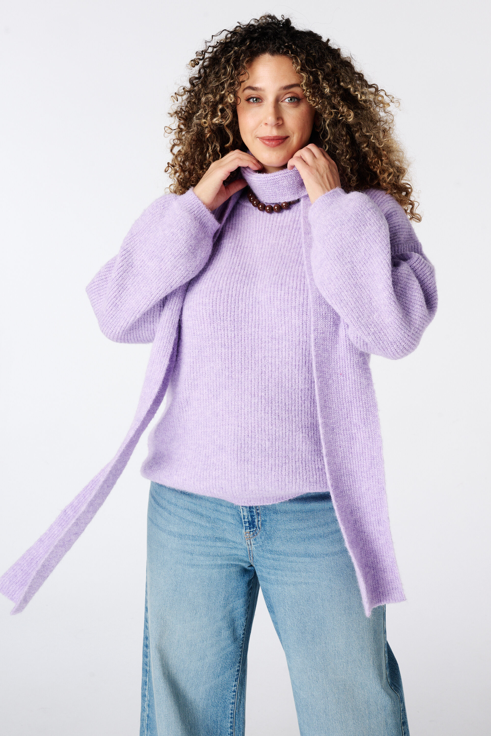 Pull avec &eacute;charpe assortie image number 0