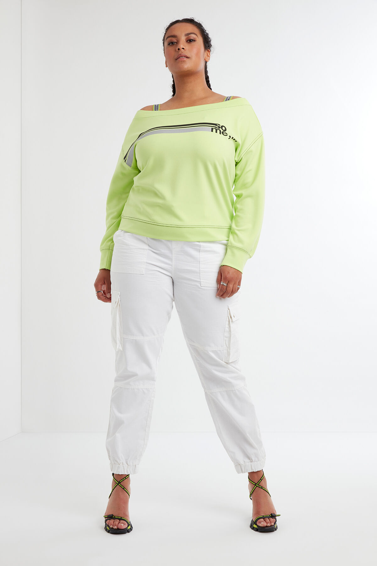 Pull-over court image number 4