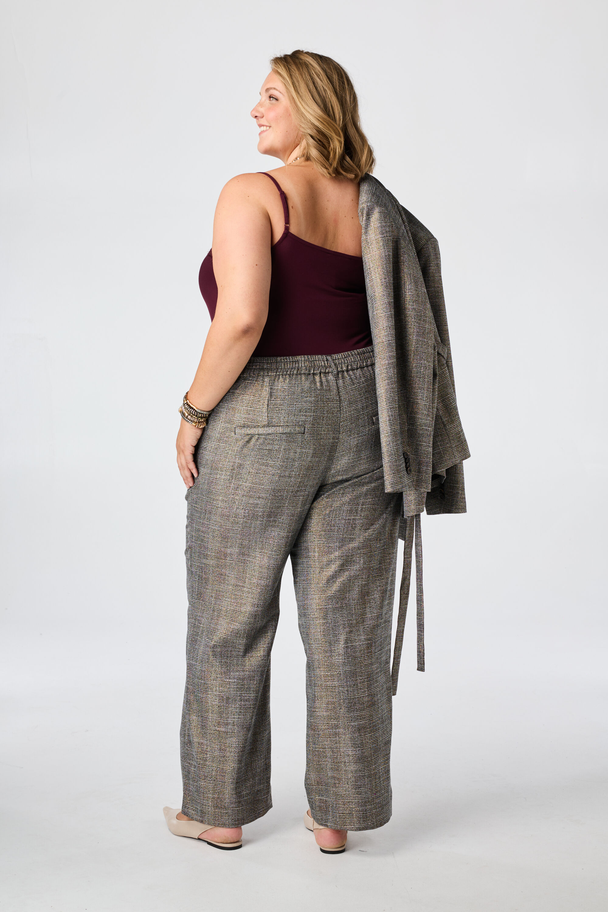 Pantalon large &agrave; carreaux image number 3