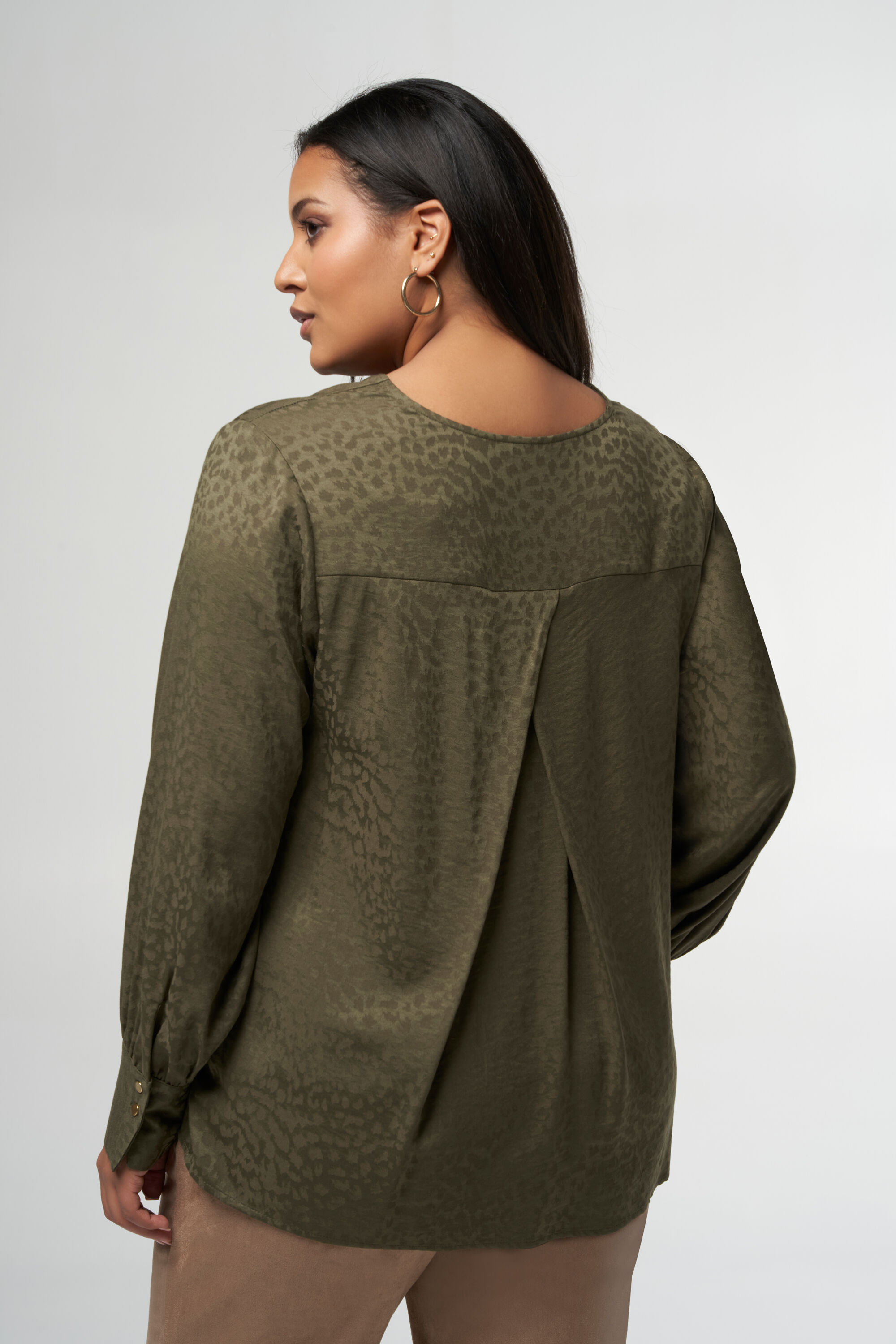 Chemisier en satin &agrave; imprim&eacute; image number 3