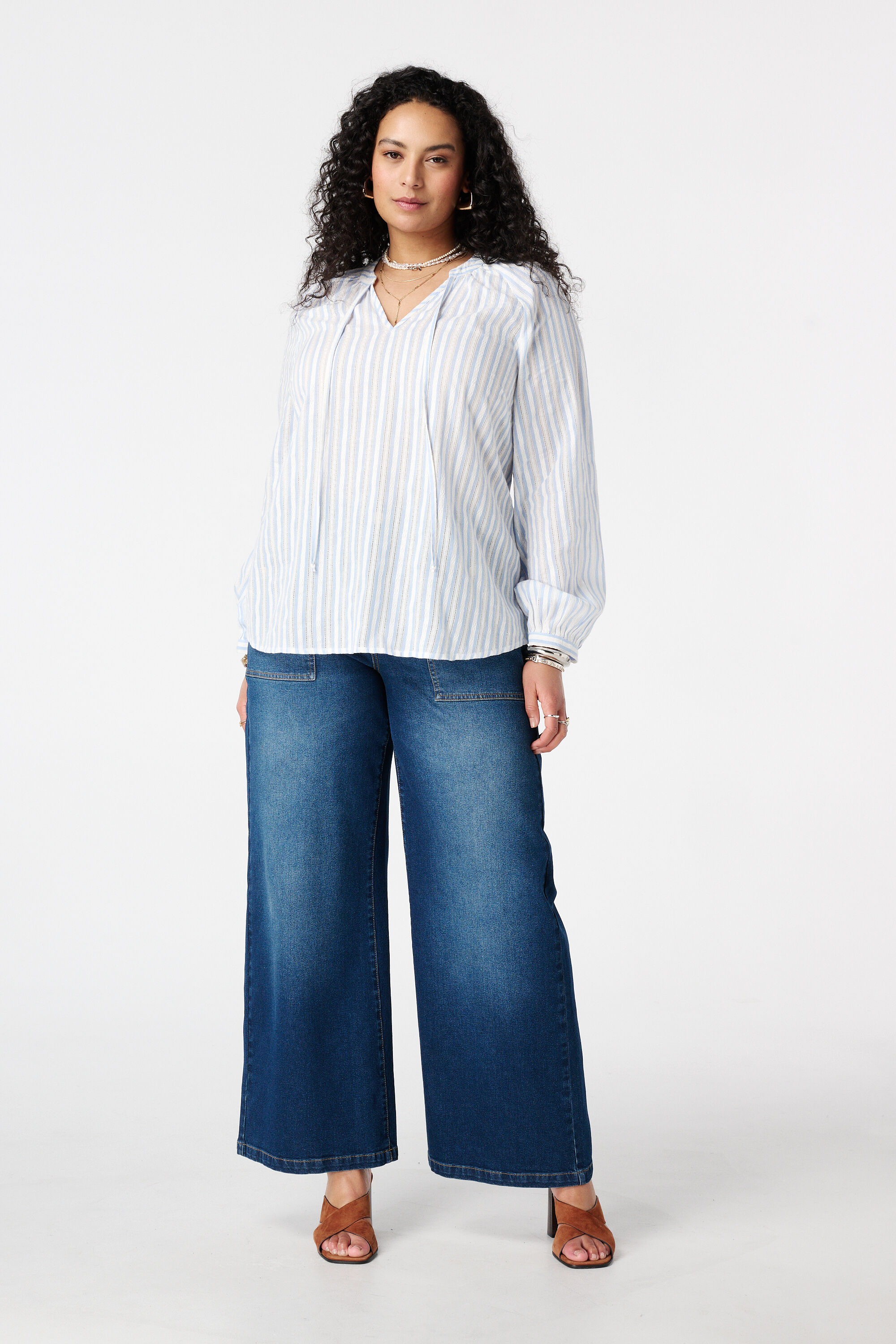 Blouse ray&eacute;e image number 5