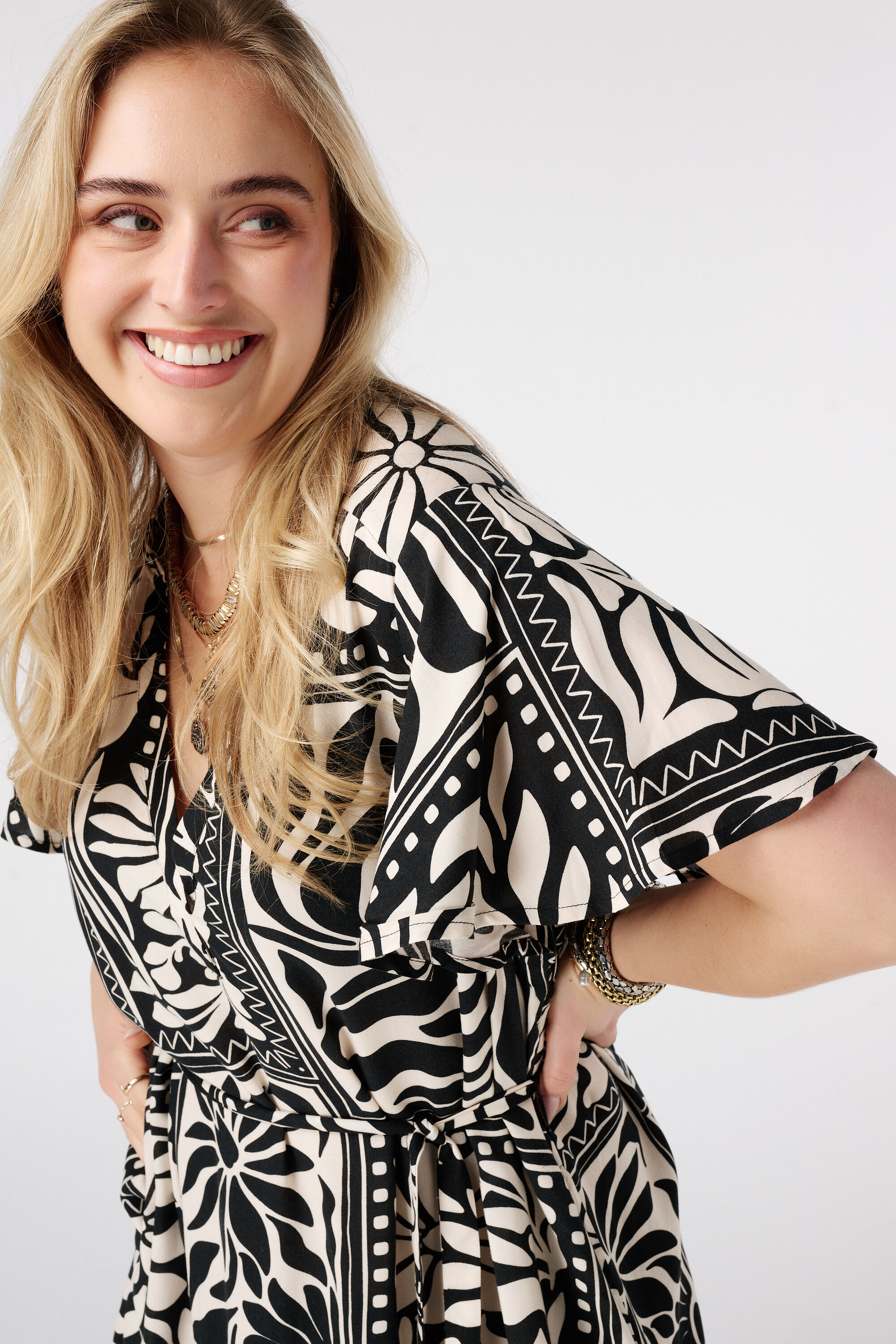 Robe avec ceinture image number 4