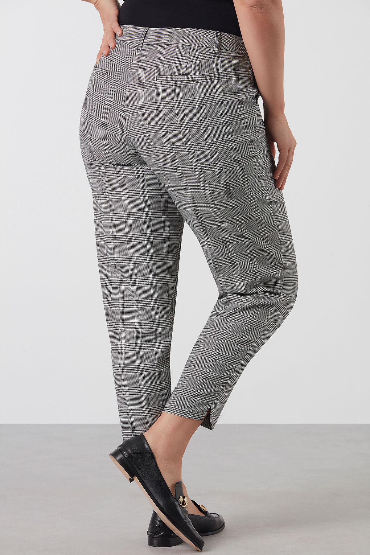 Pantalon &agrave; carreaux image number 3