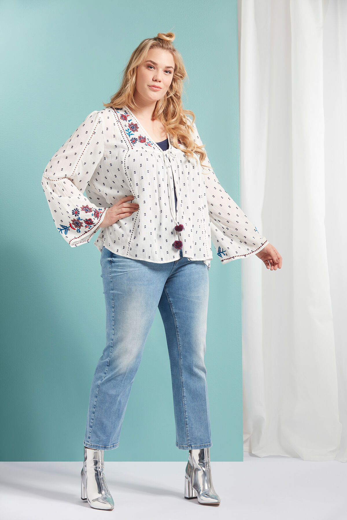 Jean jambes droites LILY image number 4