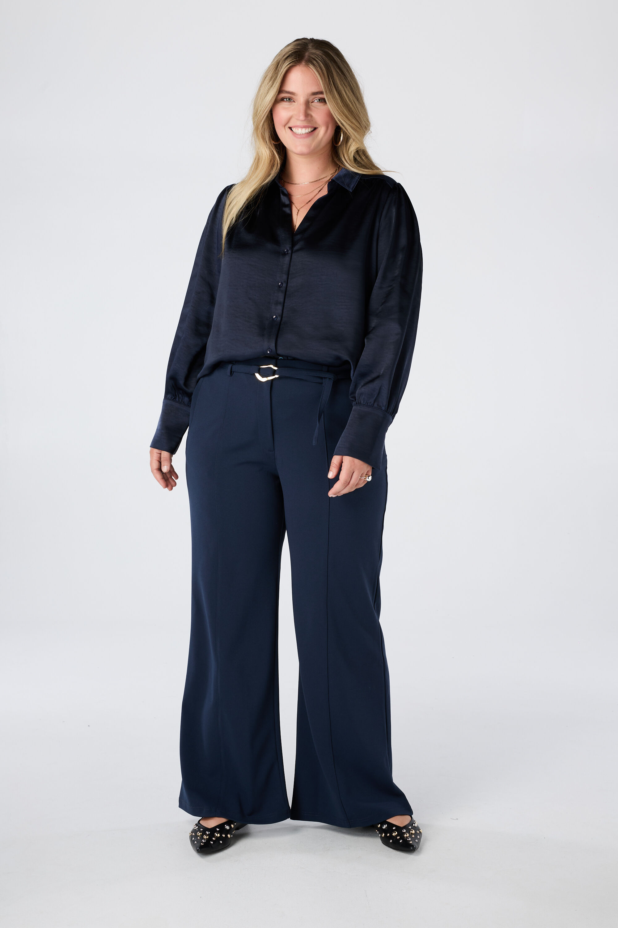 Pantalon droit avec ceinture