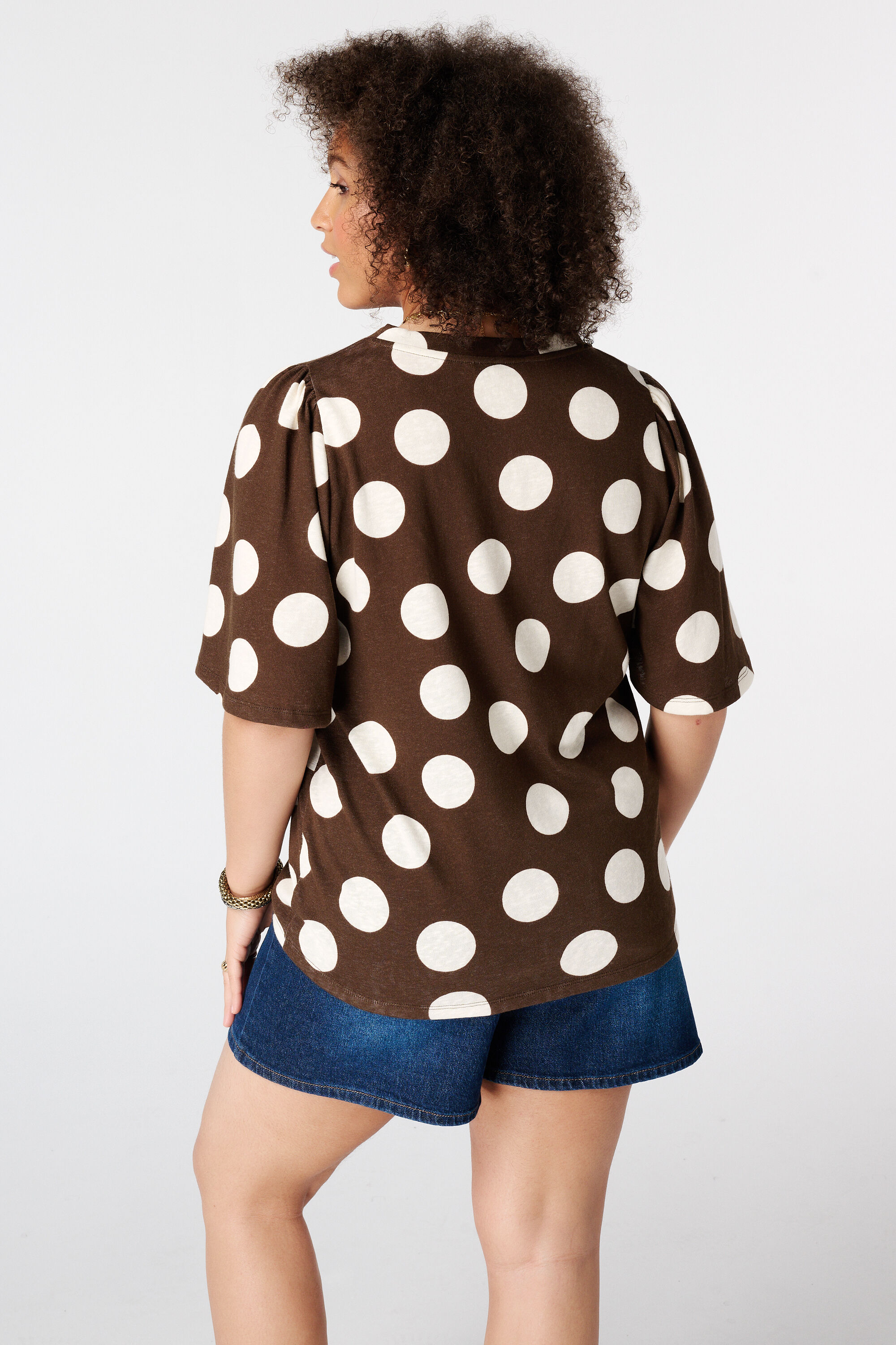 T shirt avec col en V image number 3