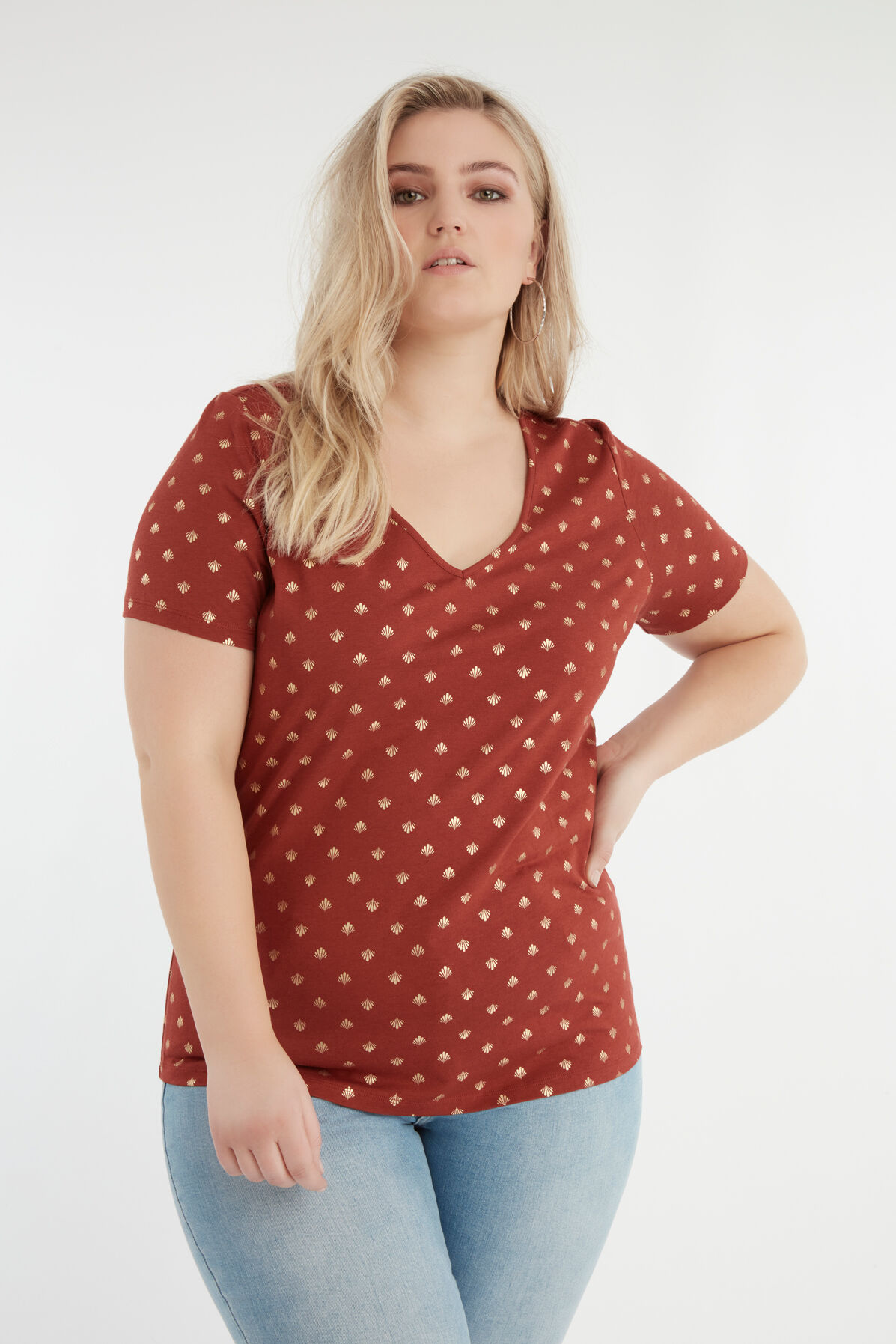 T-shirt avec imprim&eacute; m&eacute;tallis&eacute; image number 5