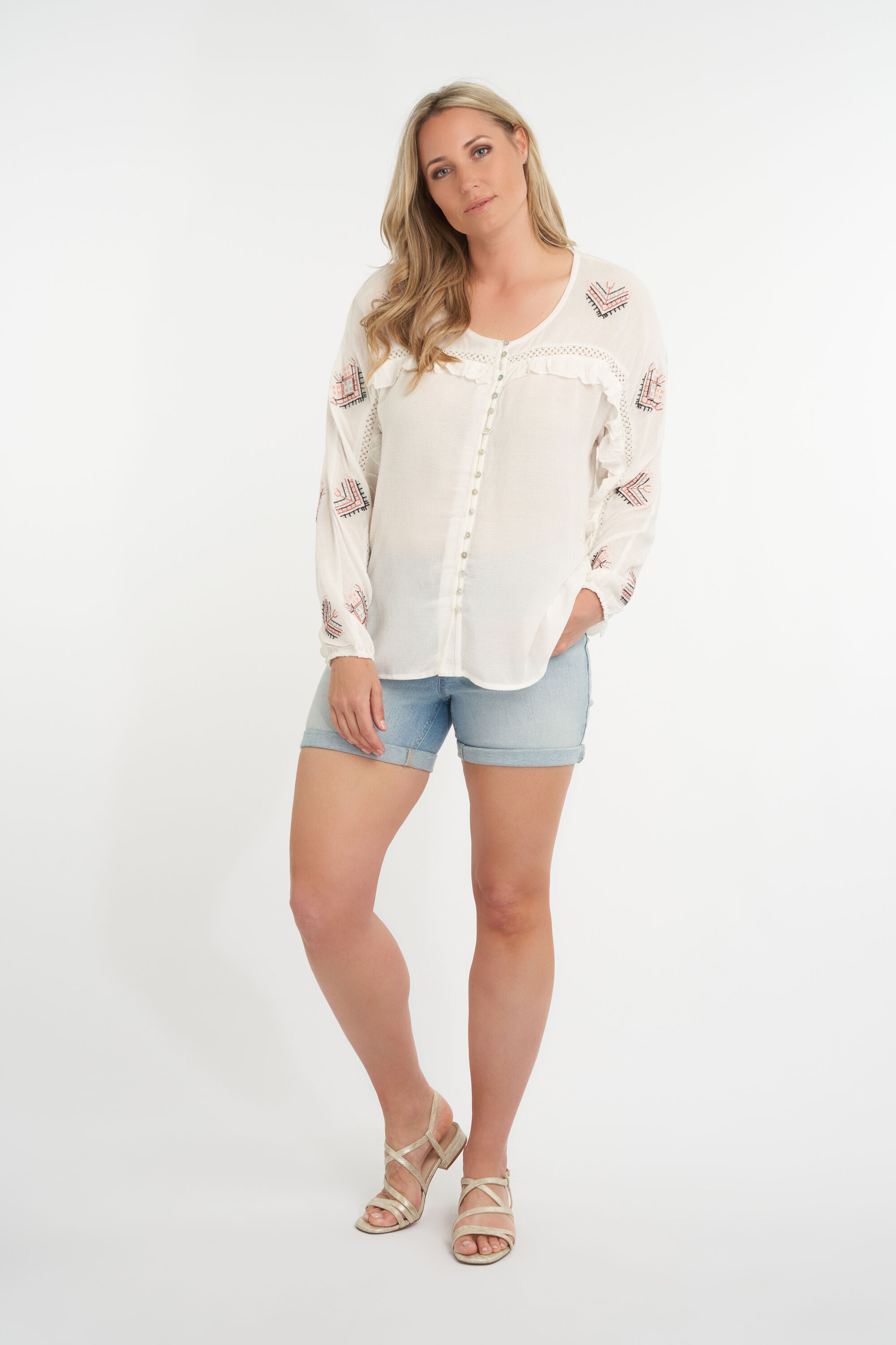 Chemisier avec broderie  image number 5