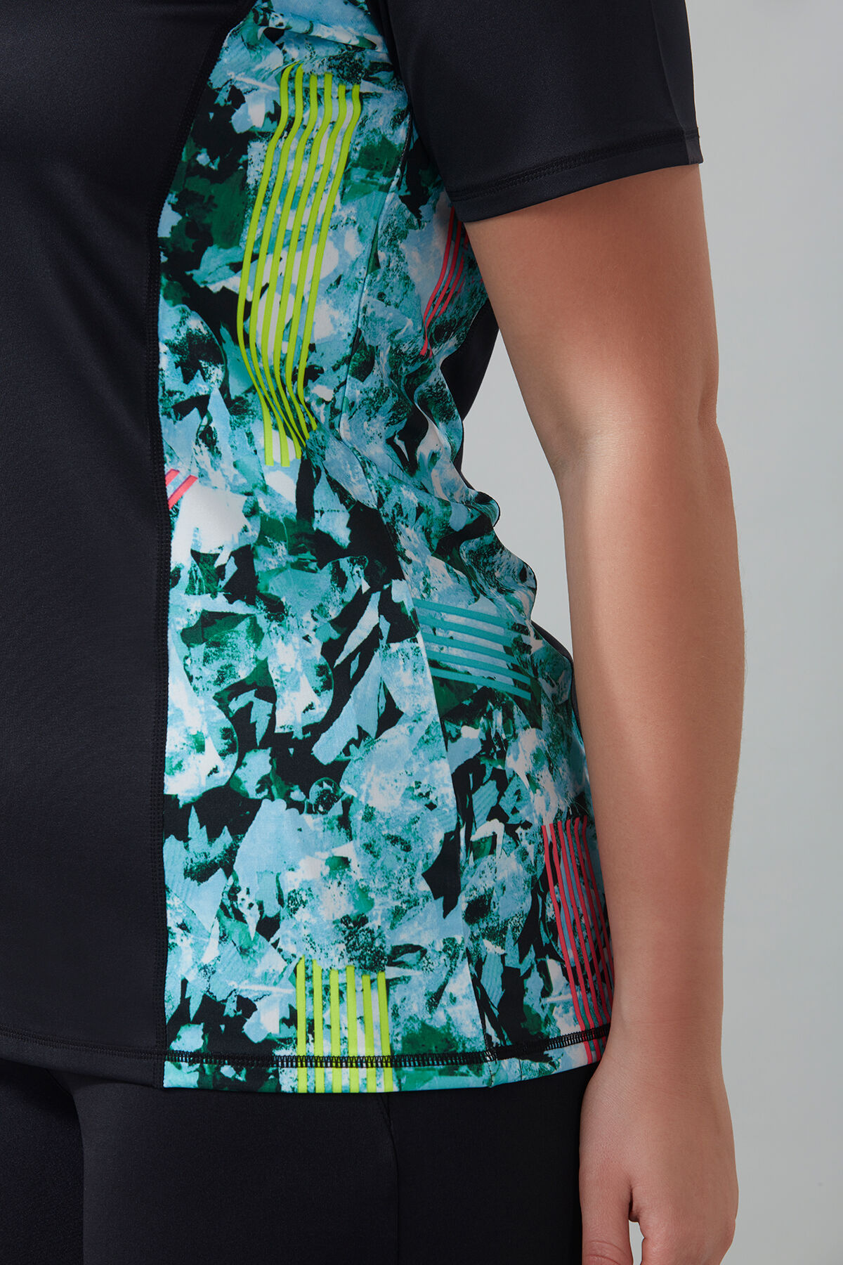 Haut de sport avec imprim&eacute; graphique image number 4