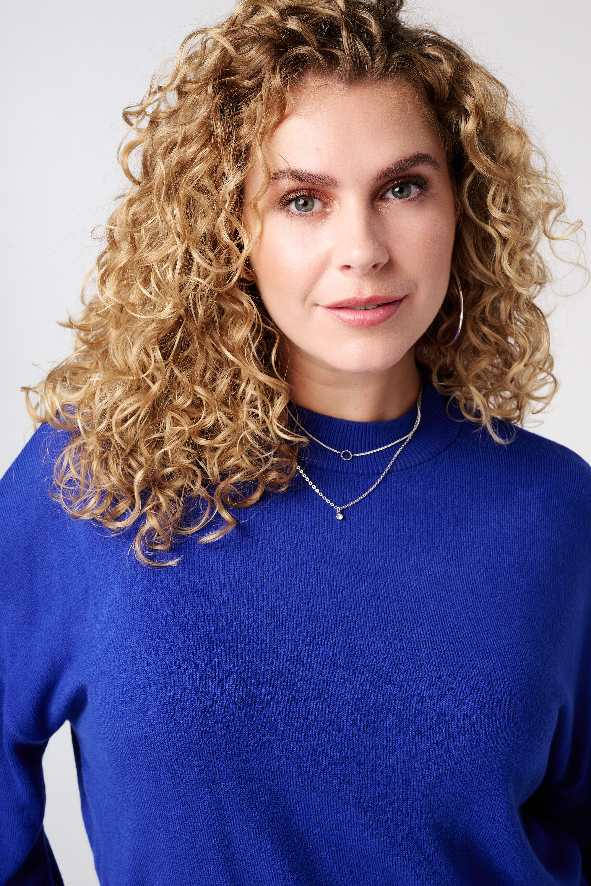 Pull en maille fine &agrave; manches ballon image number 4