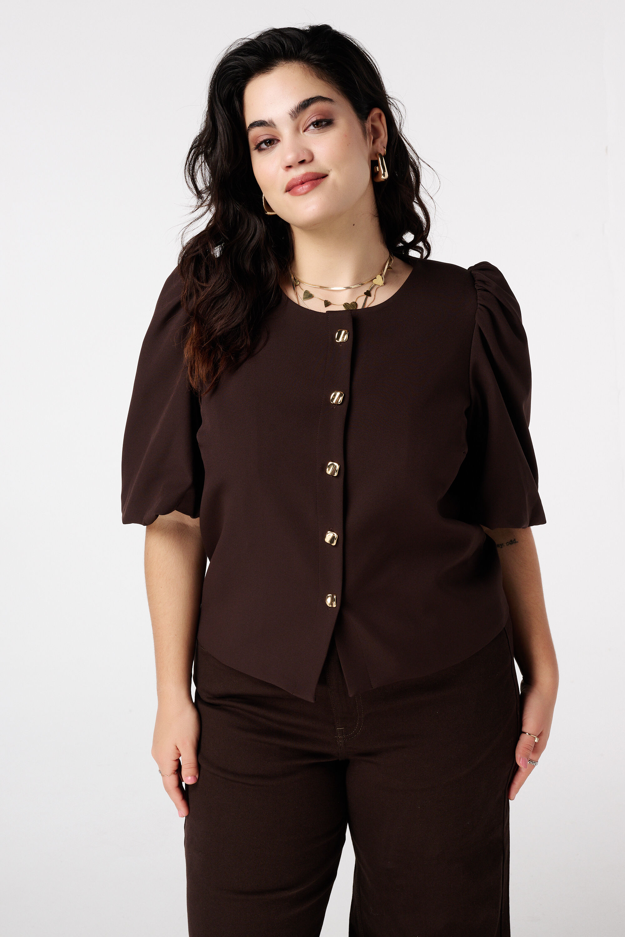 Top &agrave; manches bouffantes courtes