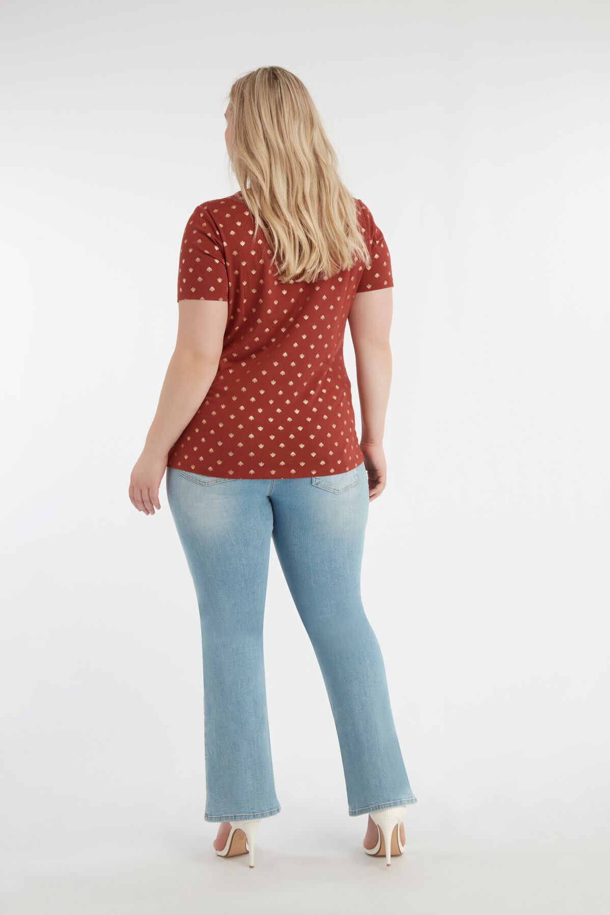 T-shirt avec imprim&eacute; m&eacute;tallis&eacute; image number 4