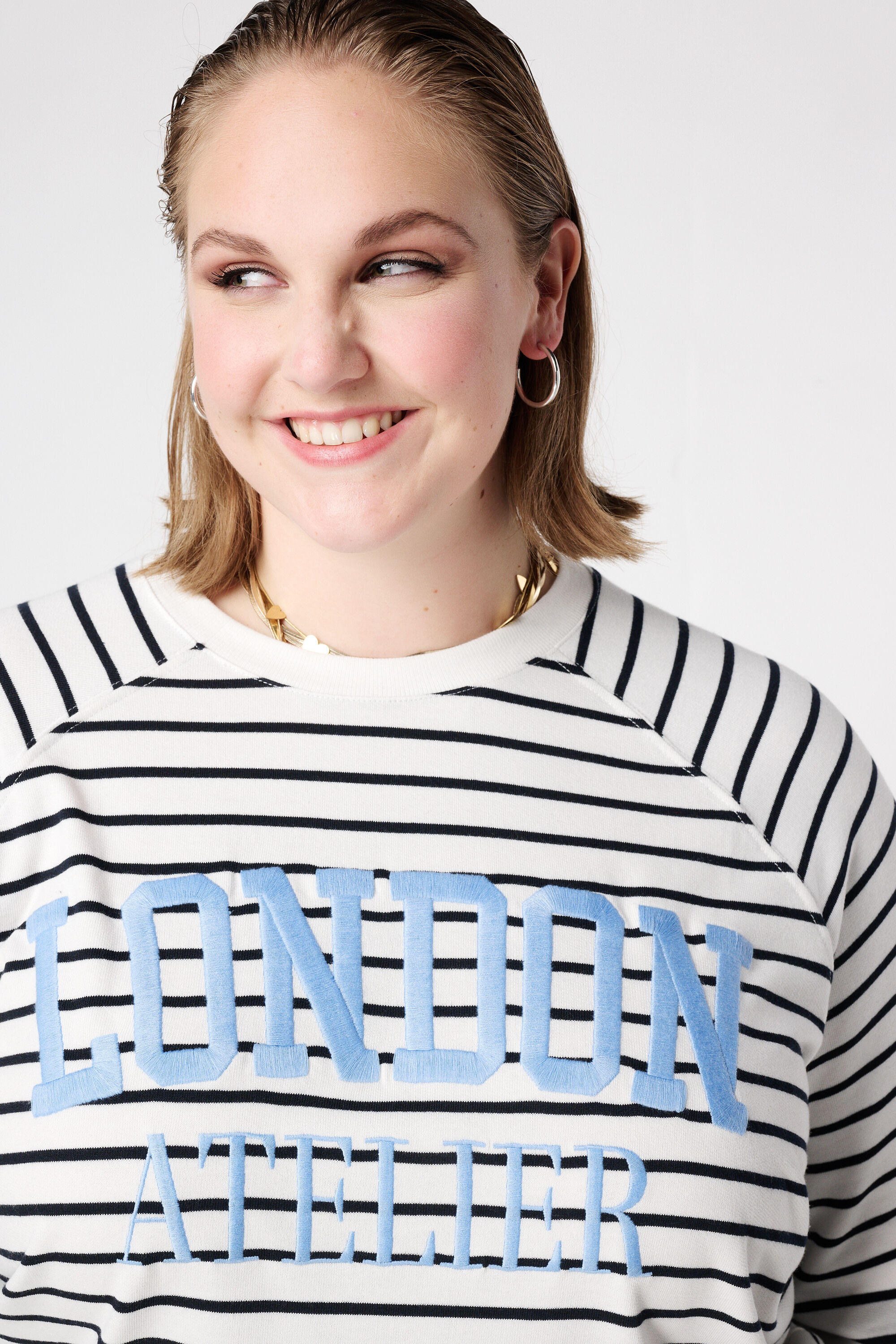 Sweat &agrave; rayures avec inscription image number 4