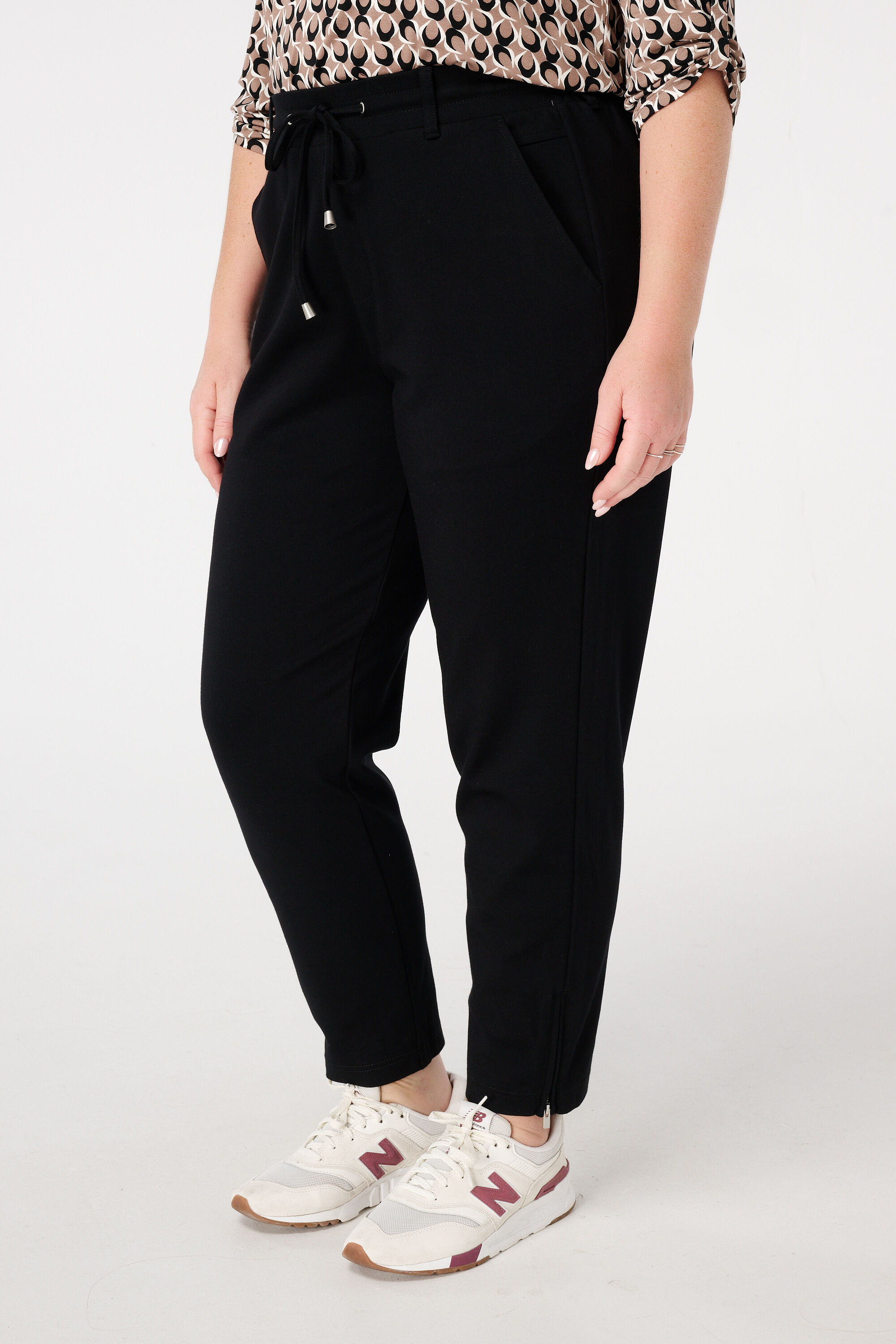 Pantalon slim image number 5