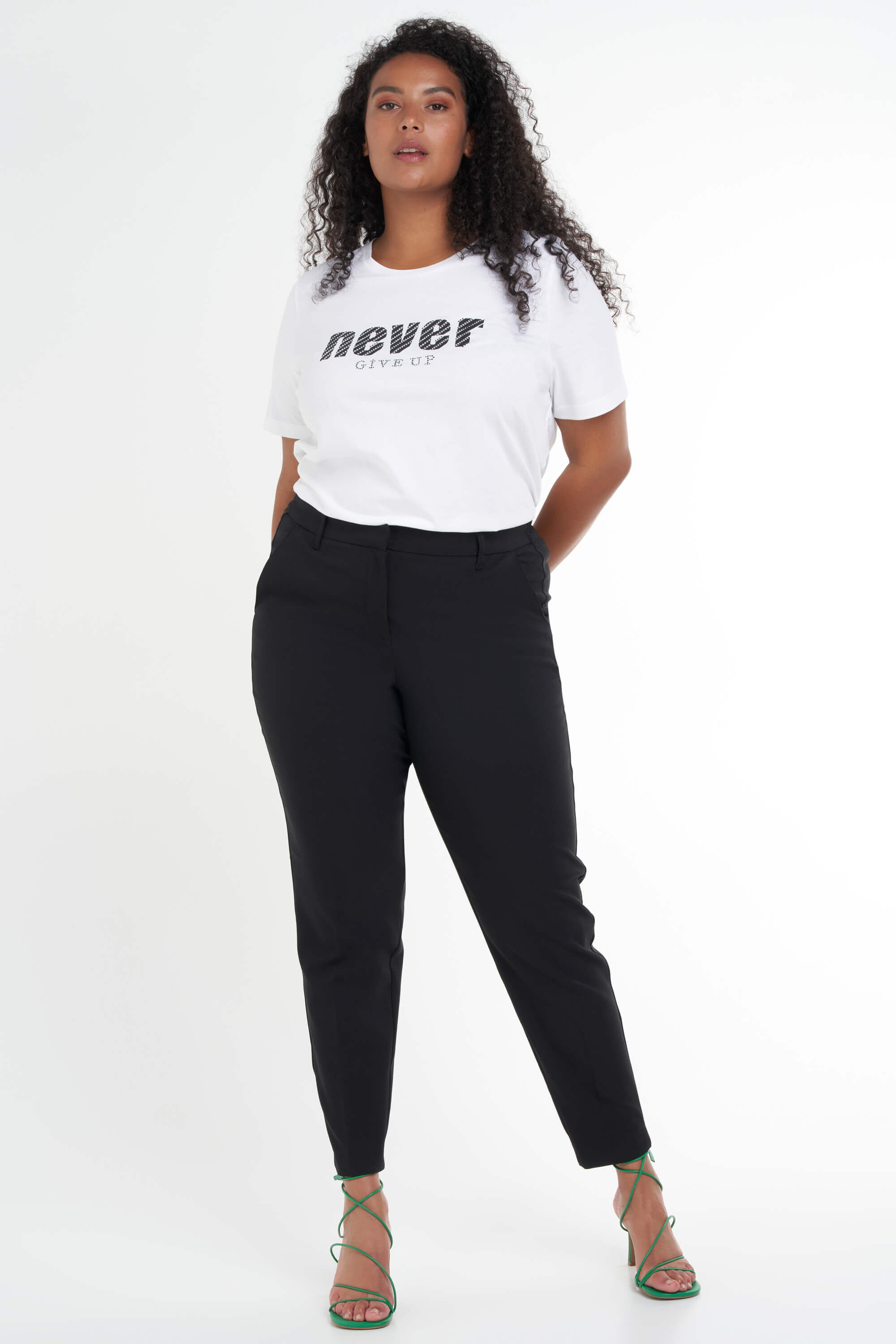 Femmes Pantalon 34 inch Noir MS Mode