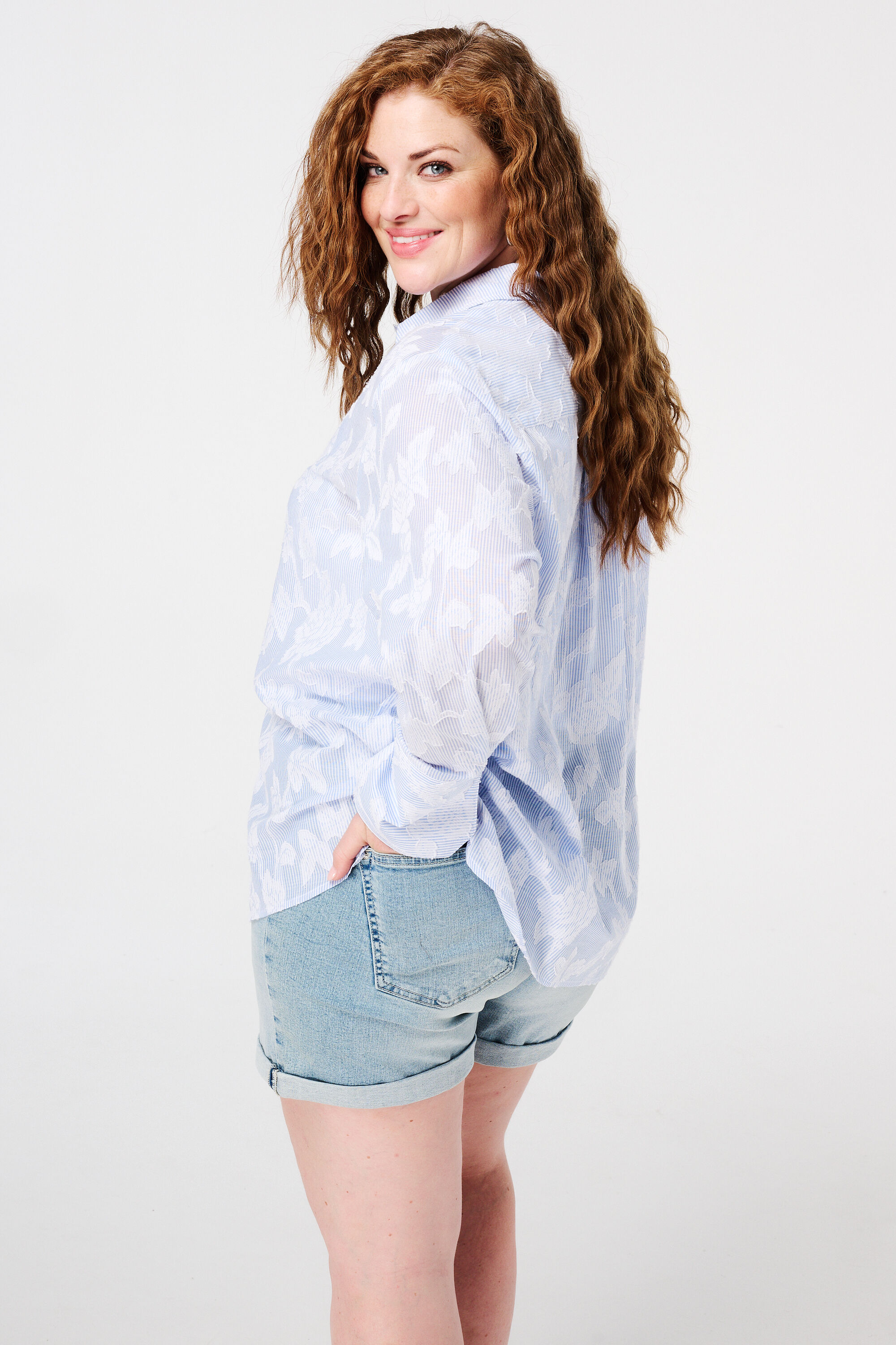 Chemisier avec motif floral image number 3