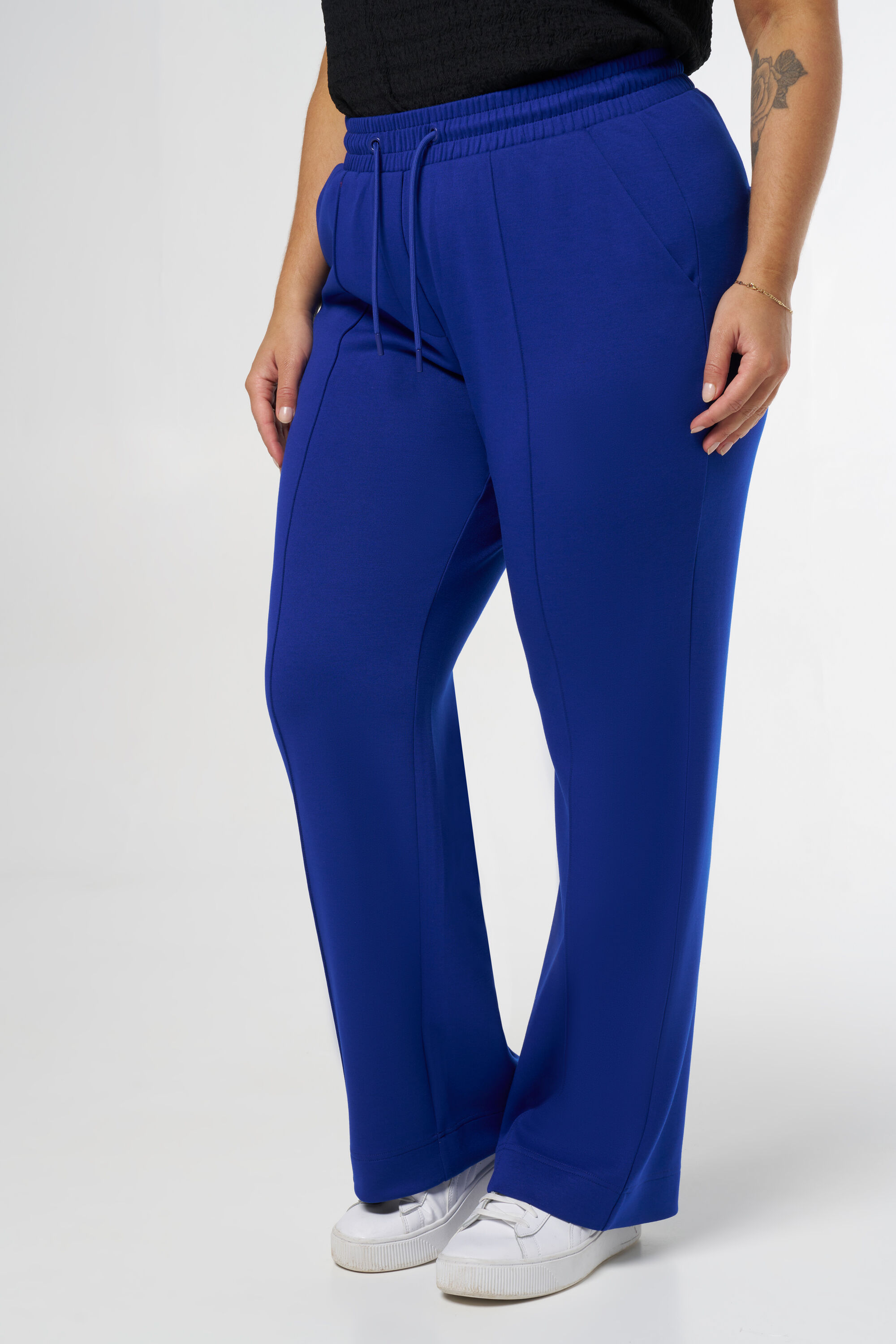 Jean avec couture d&eacute;corative  image number 4