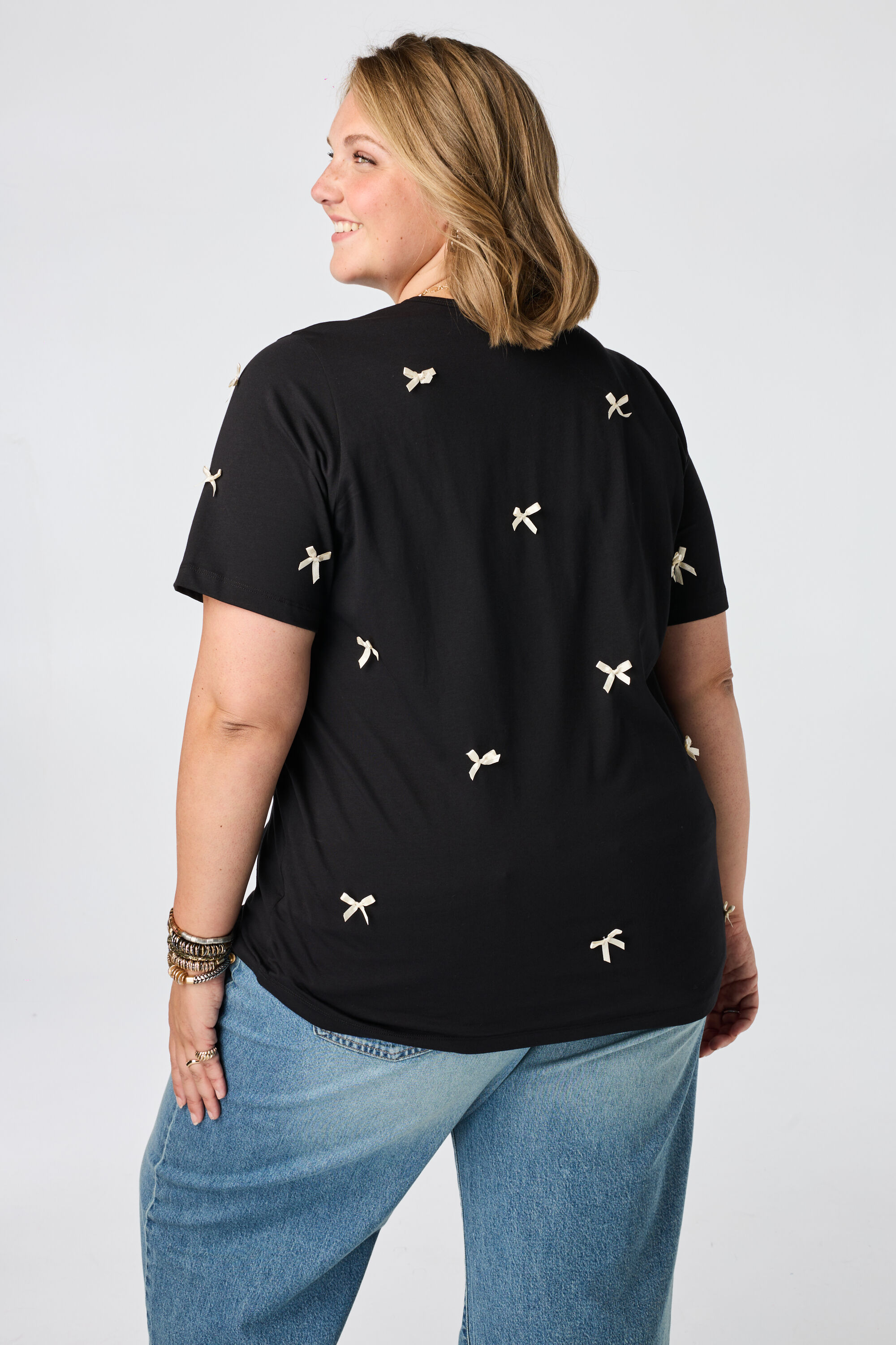 T shirt avec n&oelig;uds en satin image number 3