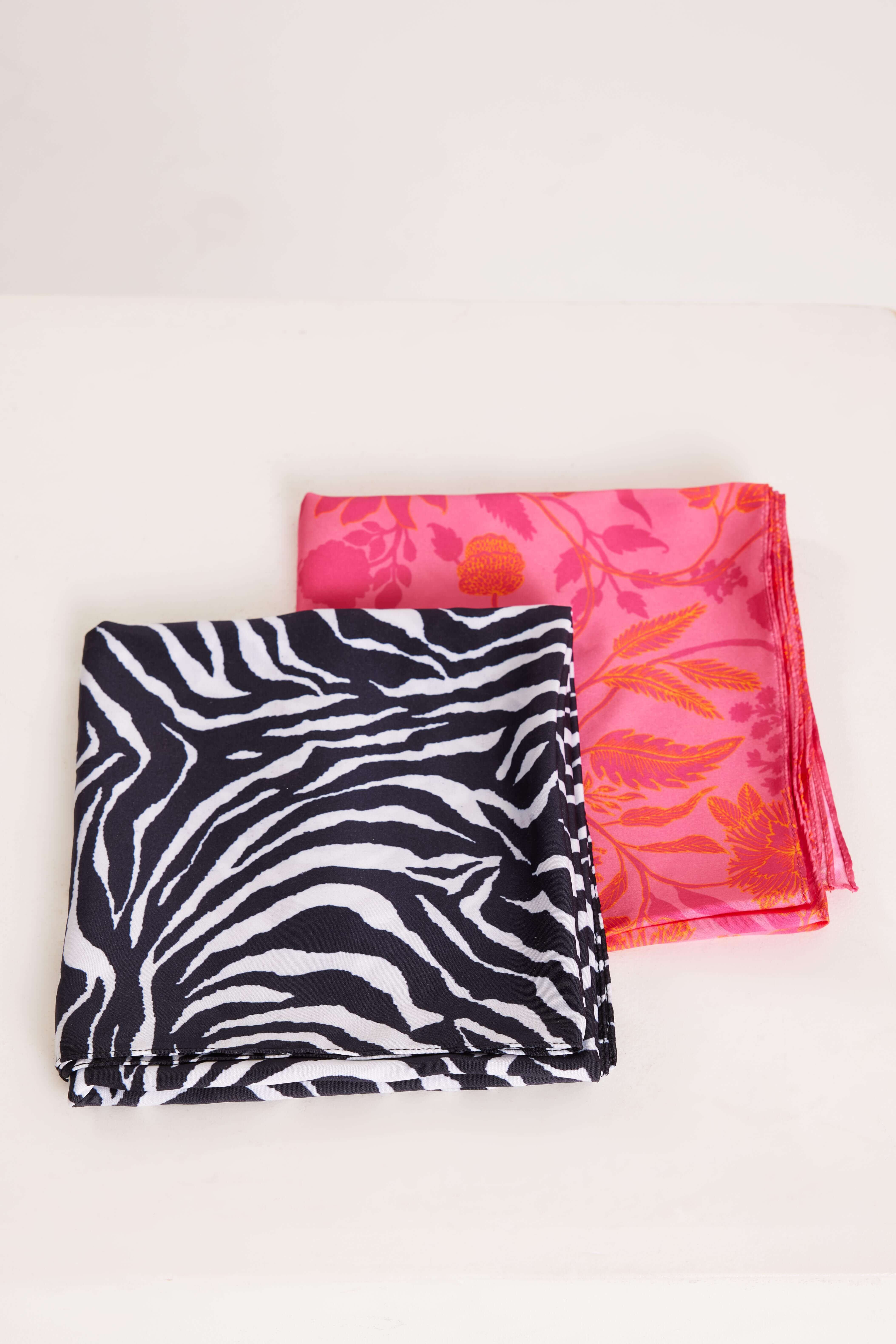 Lot de 2&nbsp;&eacute;charpes en satin  image number 3