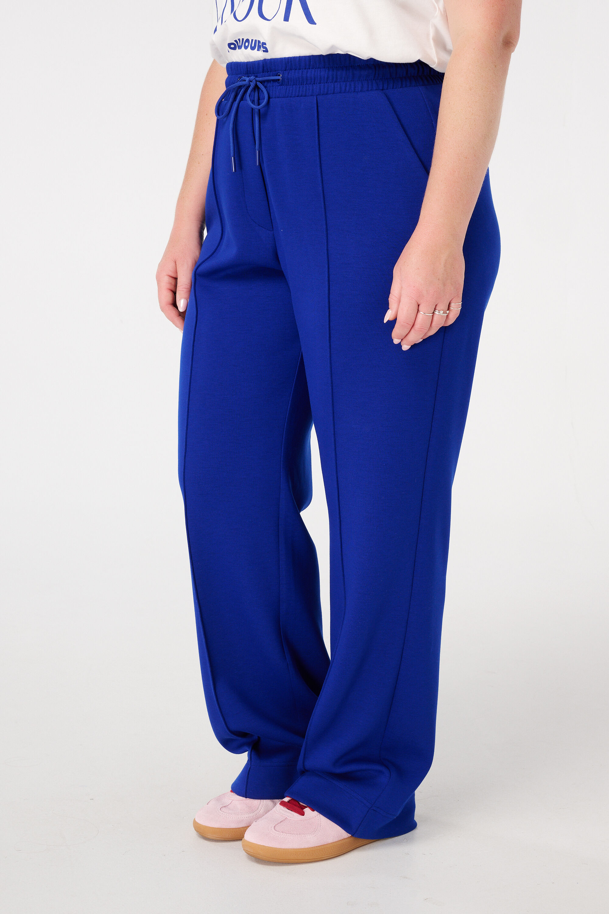 Pantalon avec coutures en panneaux image number 5