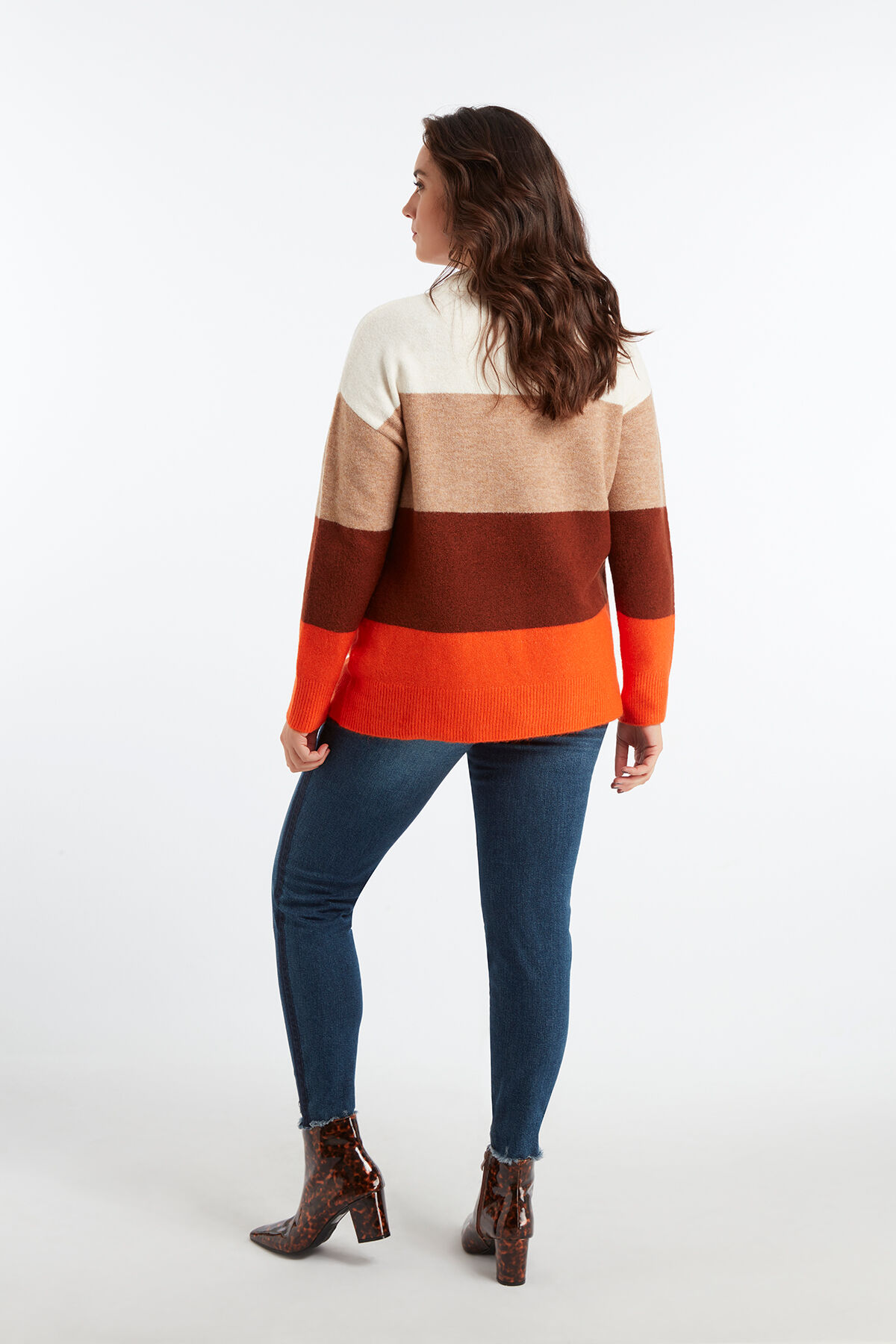 Jean court coupe skinny image number 4