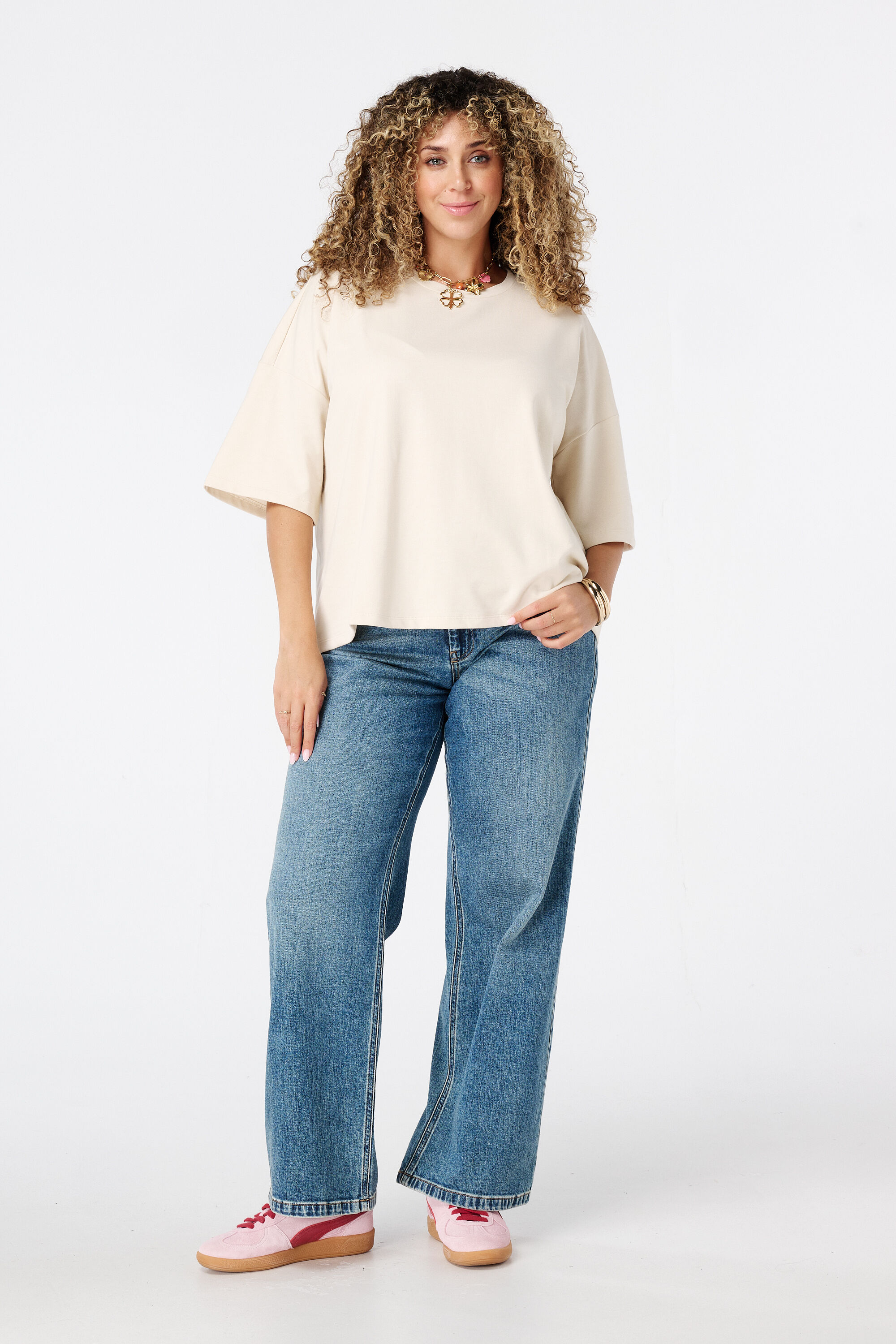 T-shirt oversize image number 4