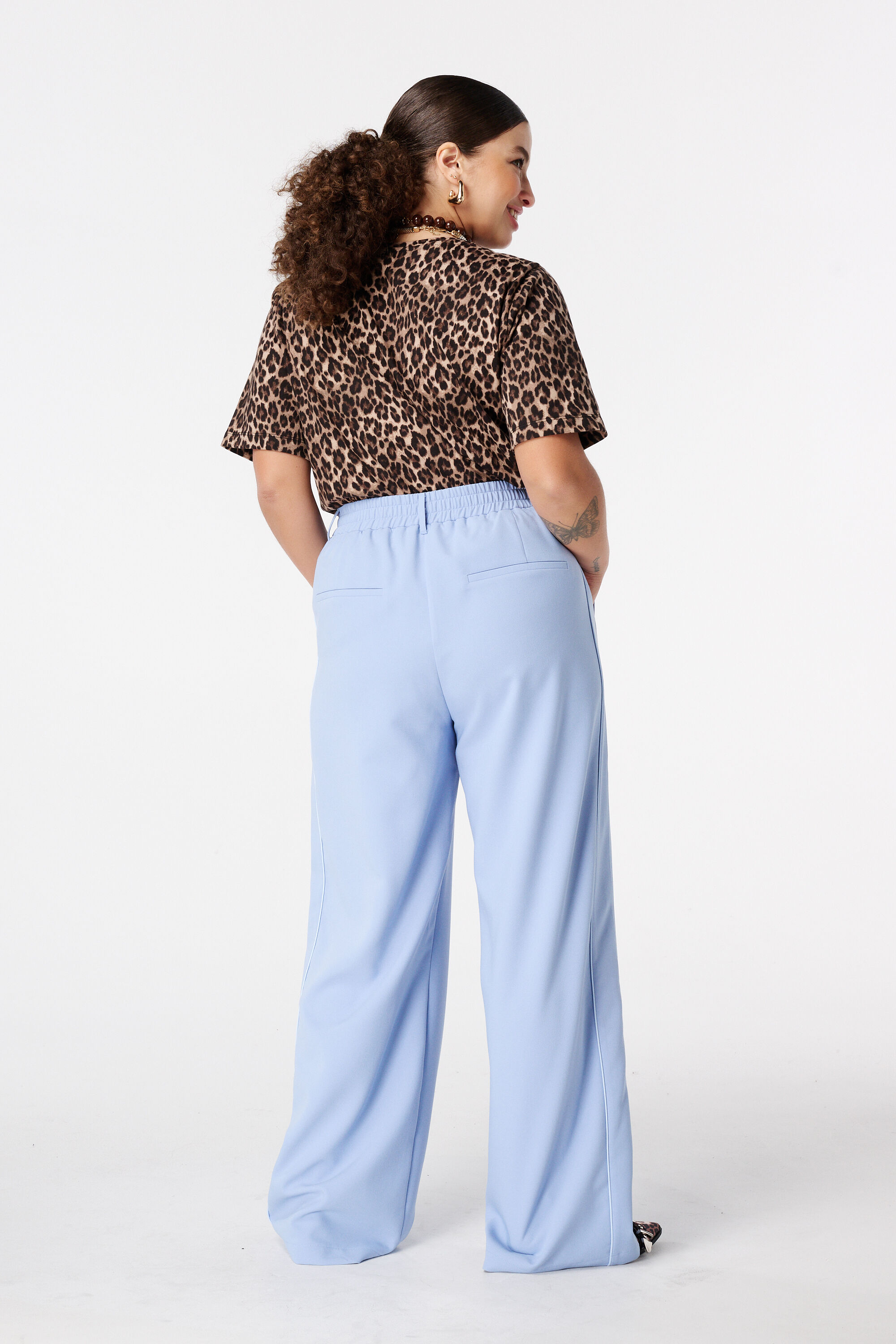 Pantalon large &agrave; rayures lat&eacute;rales image number 3