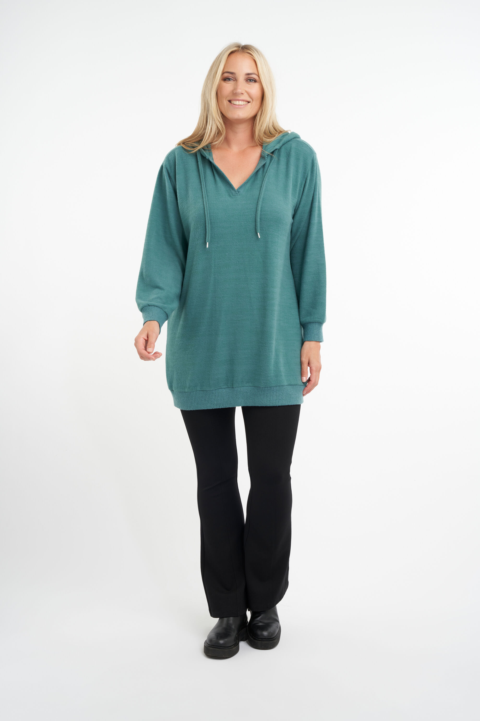 Pull &agrave; capuche image number 5