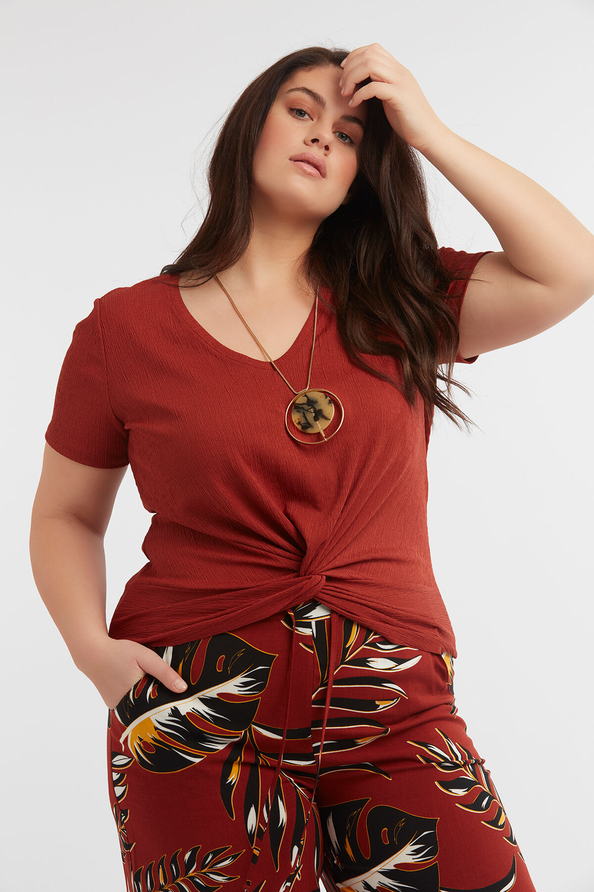 Pantalon large avec imprim&eacute; int&eacute;gral  image number 4