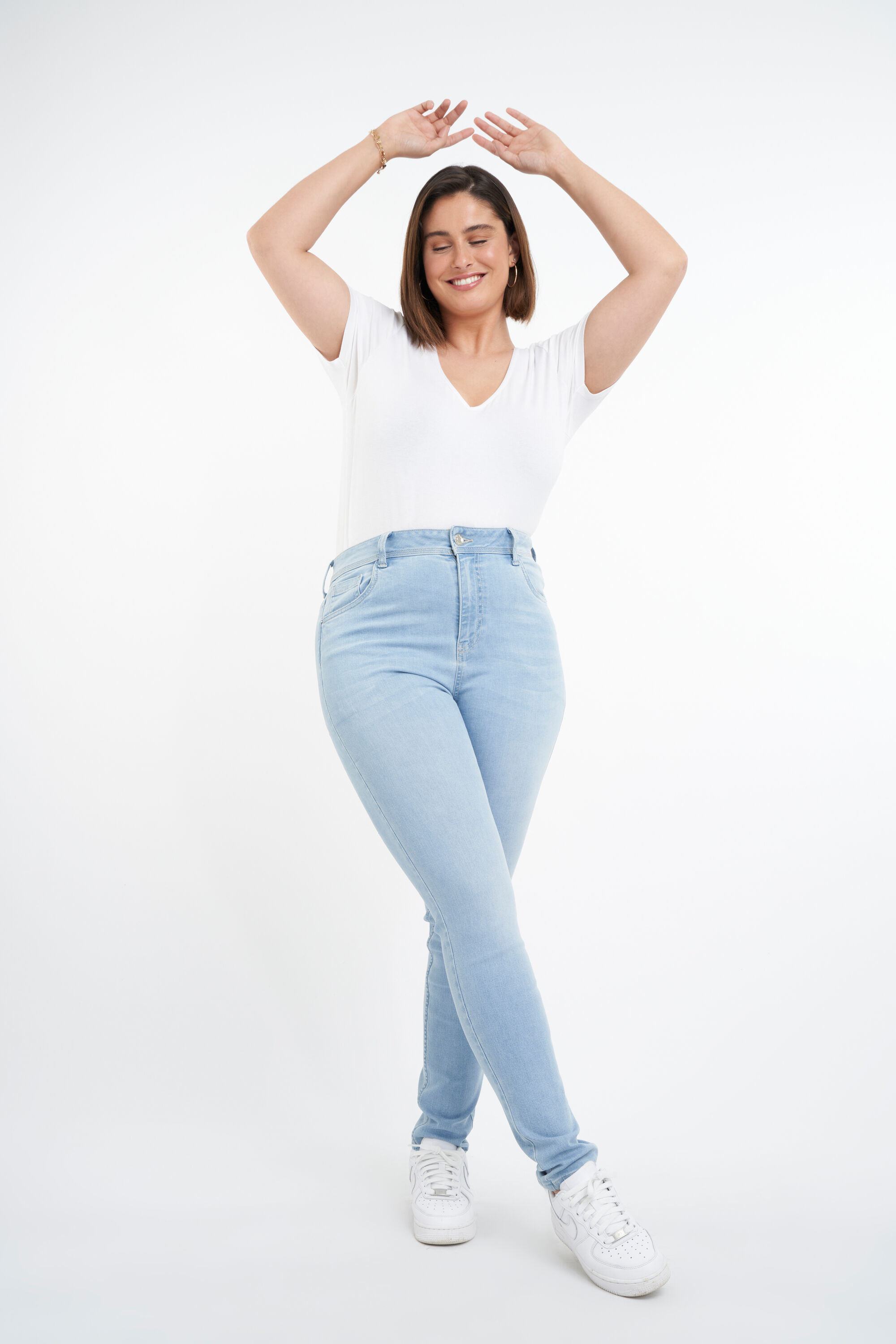 Jean moulant 2025 taille haute