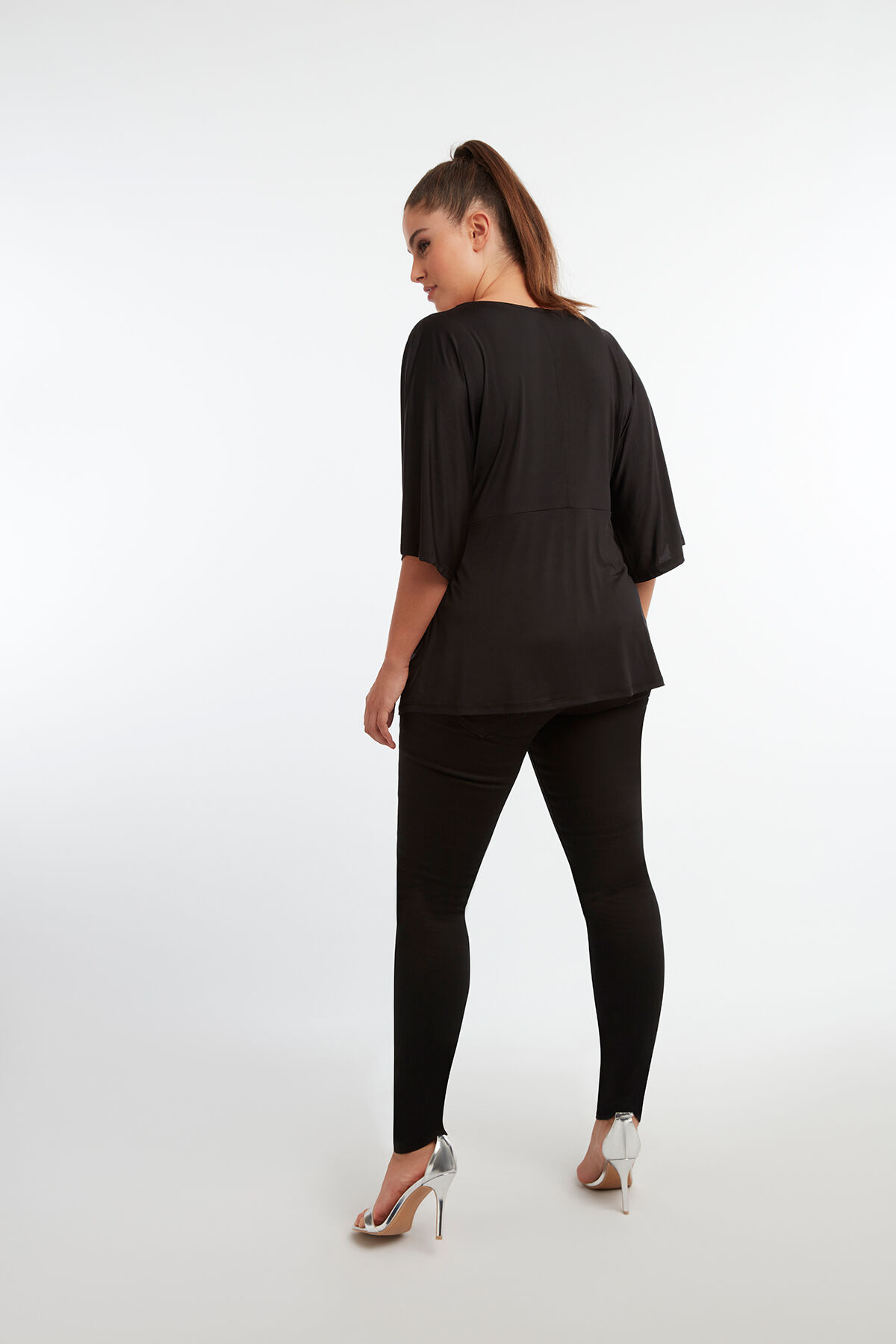 Haut col en V image number 5