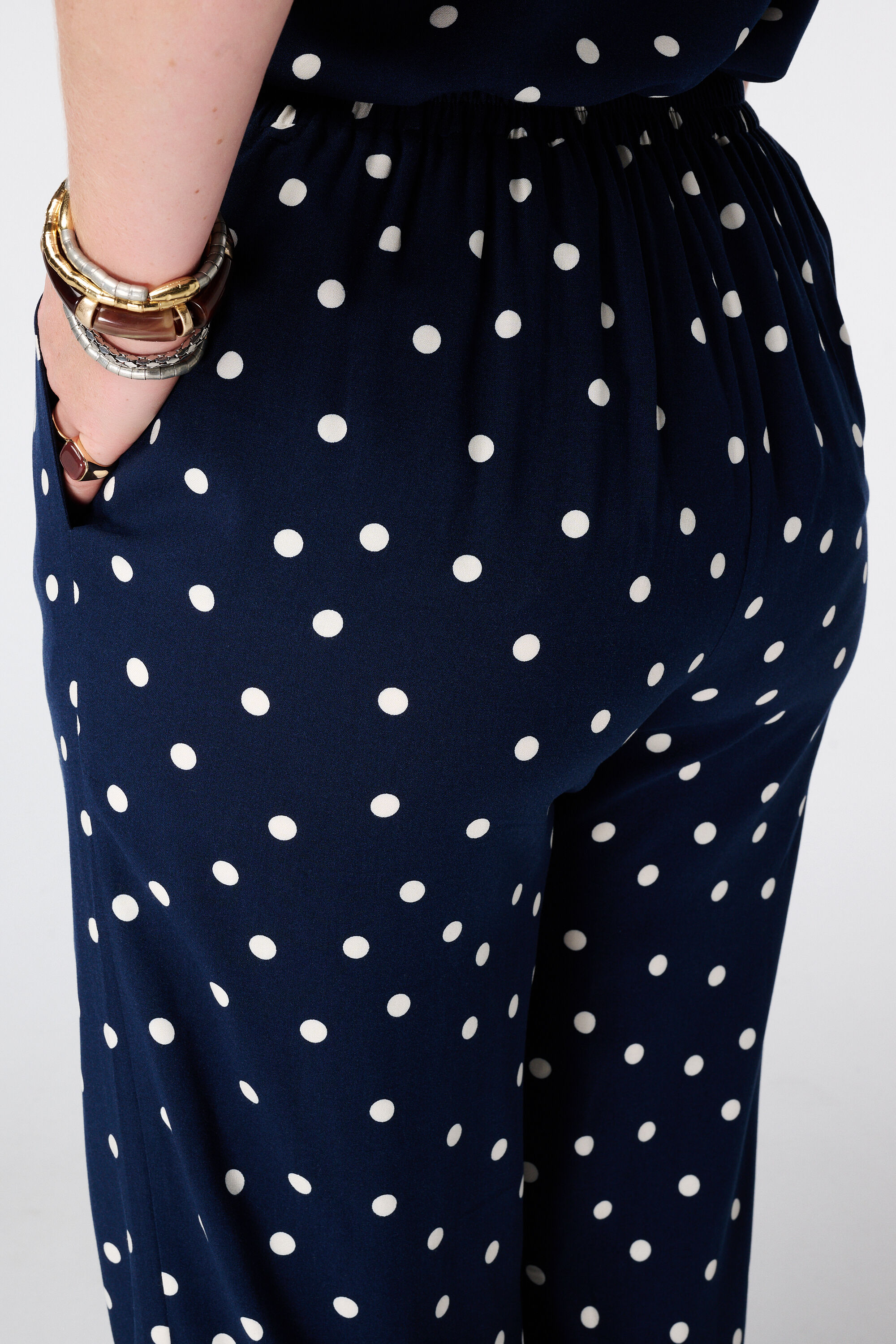 Pantalon wide leg &agrave; pois image number 4