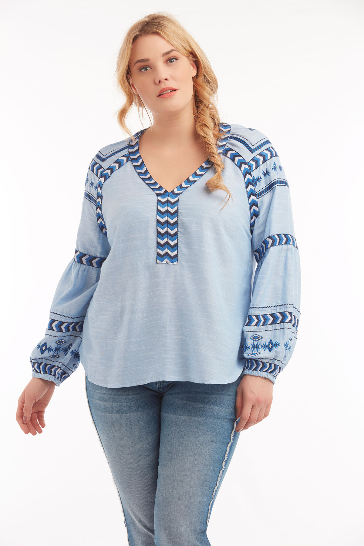 Chemisier avec imprim&eacute; brod&eacute; image number 3