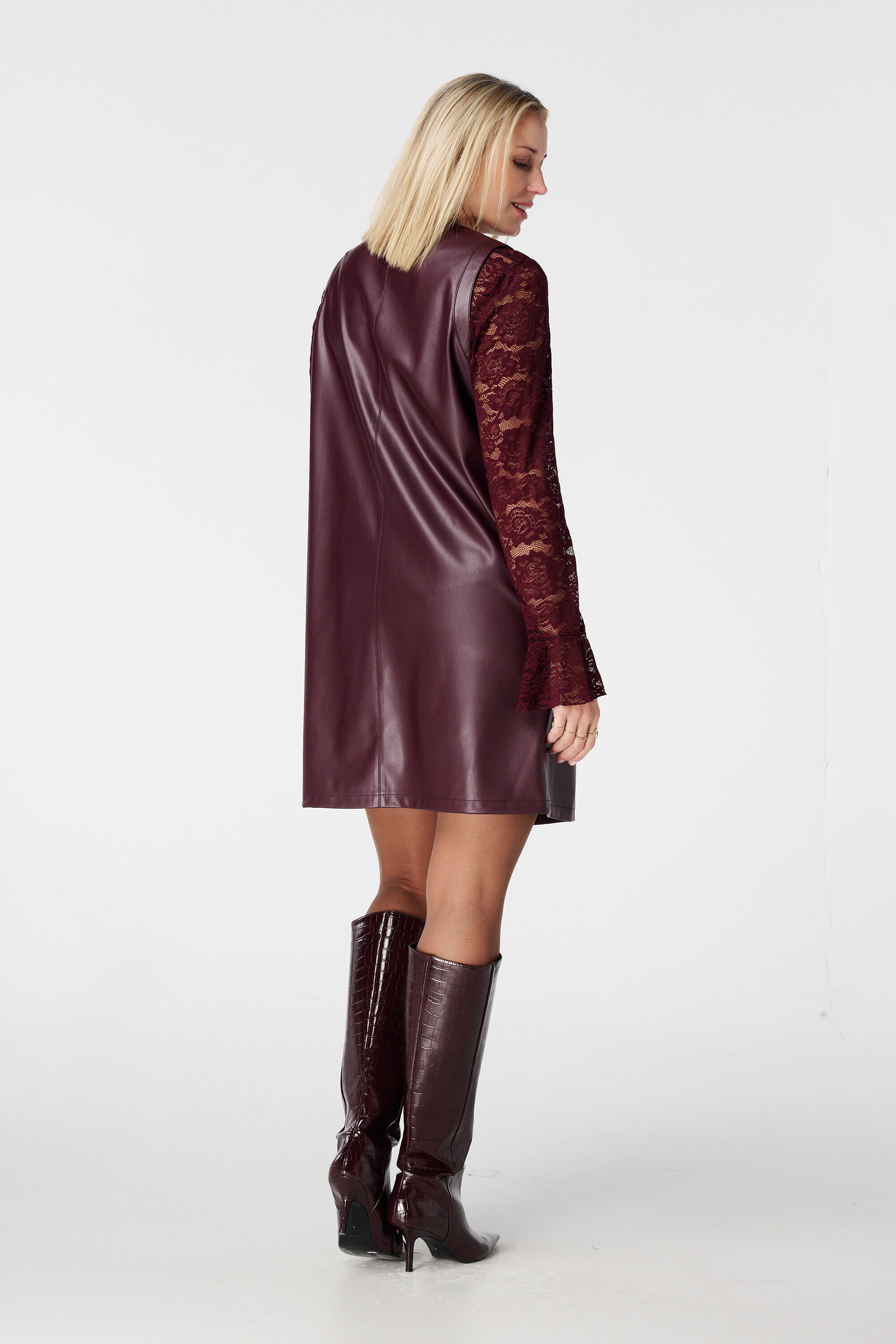 Robe sans manches image number 3