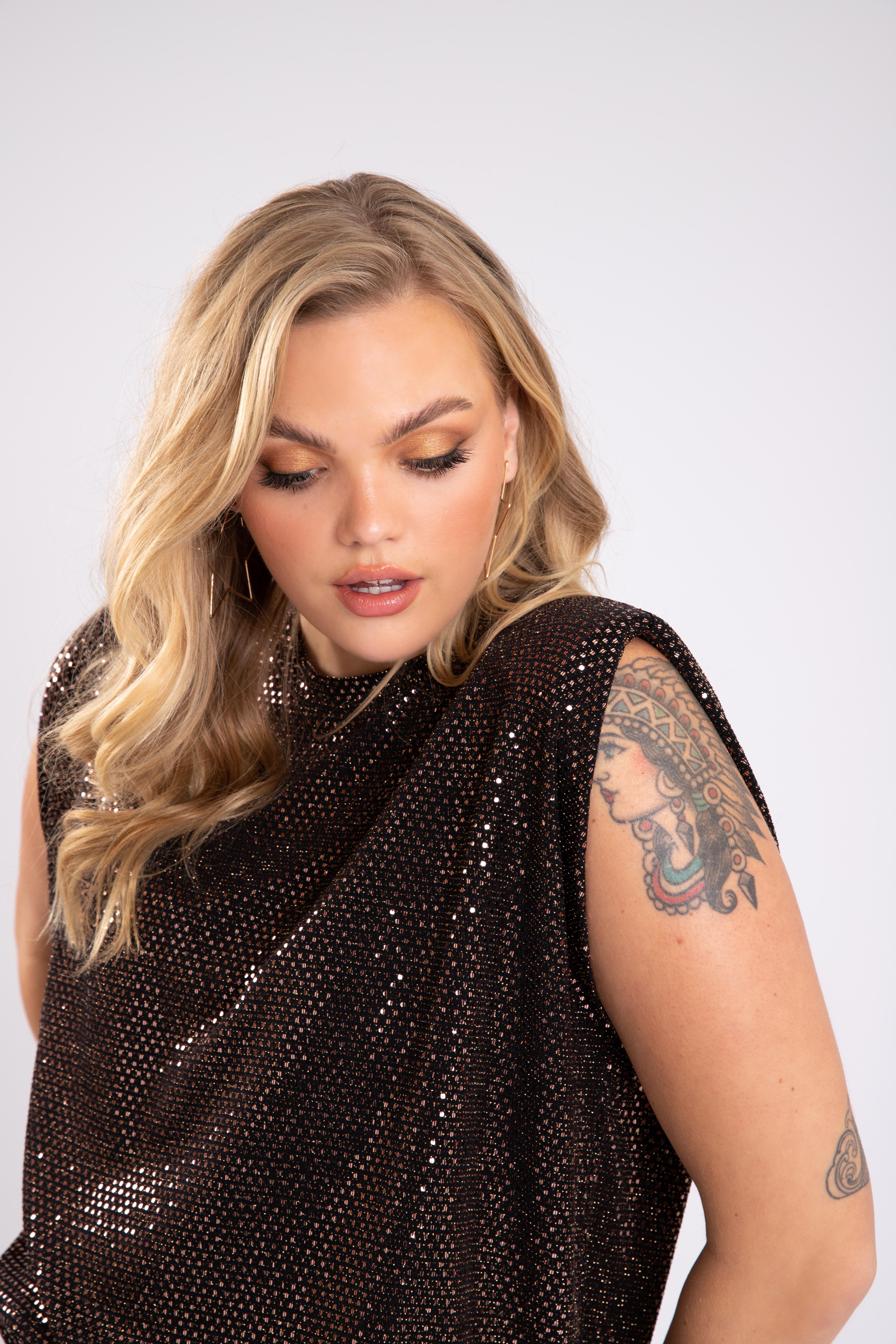 Haut sans manches avec &eacute;paulettes image number 7