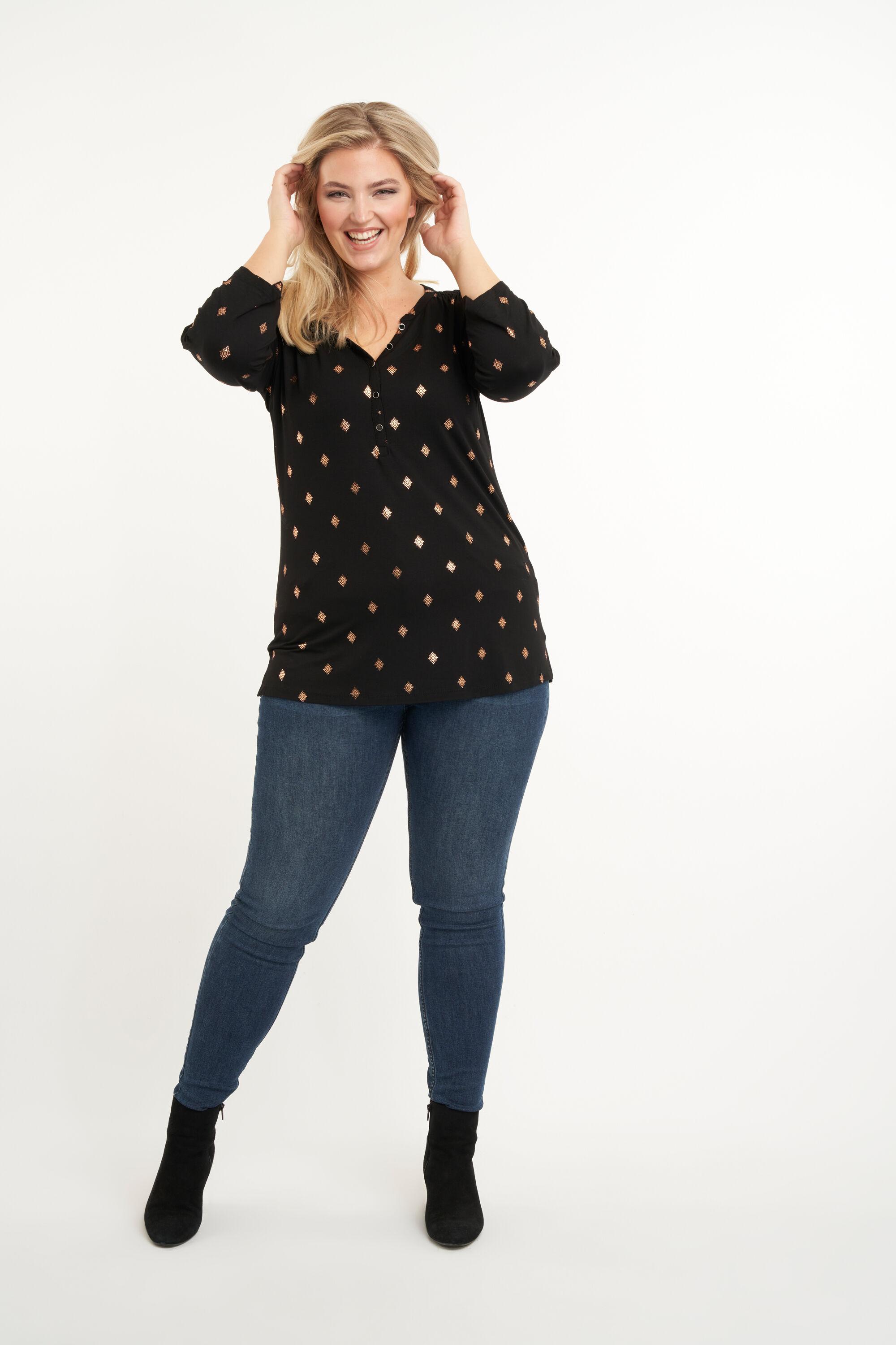 Haut &agrave; imprim&eacute; de feuilles  image number 5