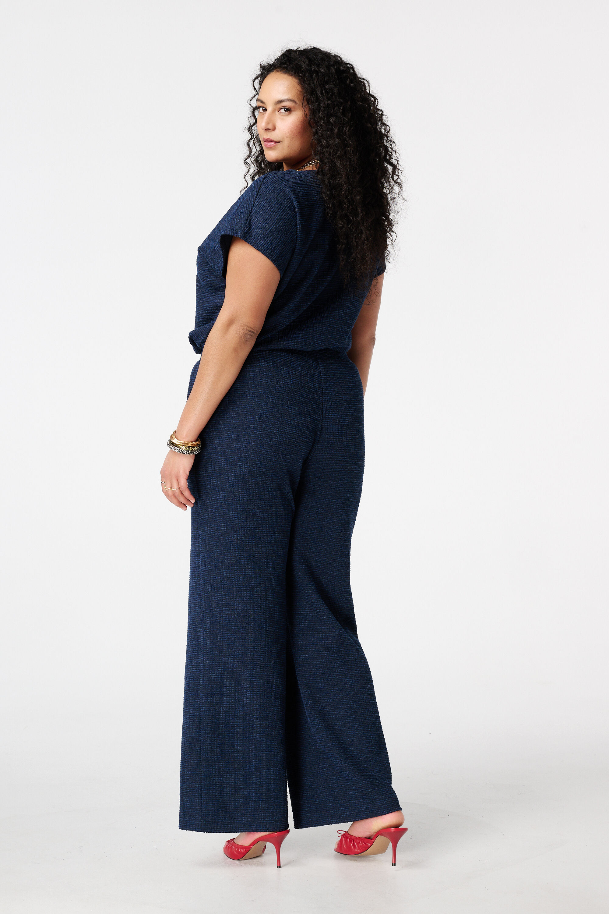 Pantalon wide leg en boucl&eacute; image number 3