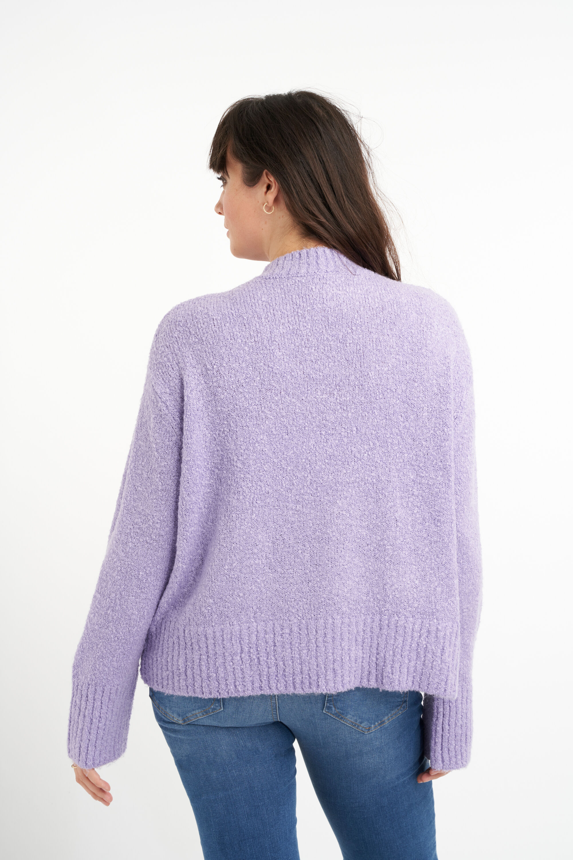 Pull avec effet boucl&eacute; image number 3