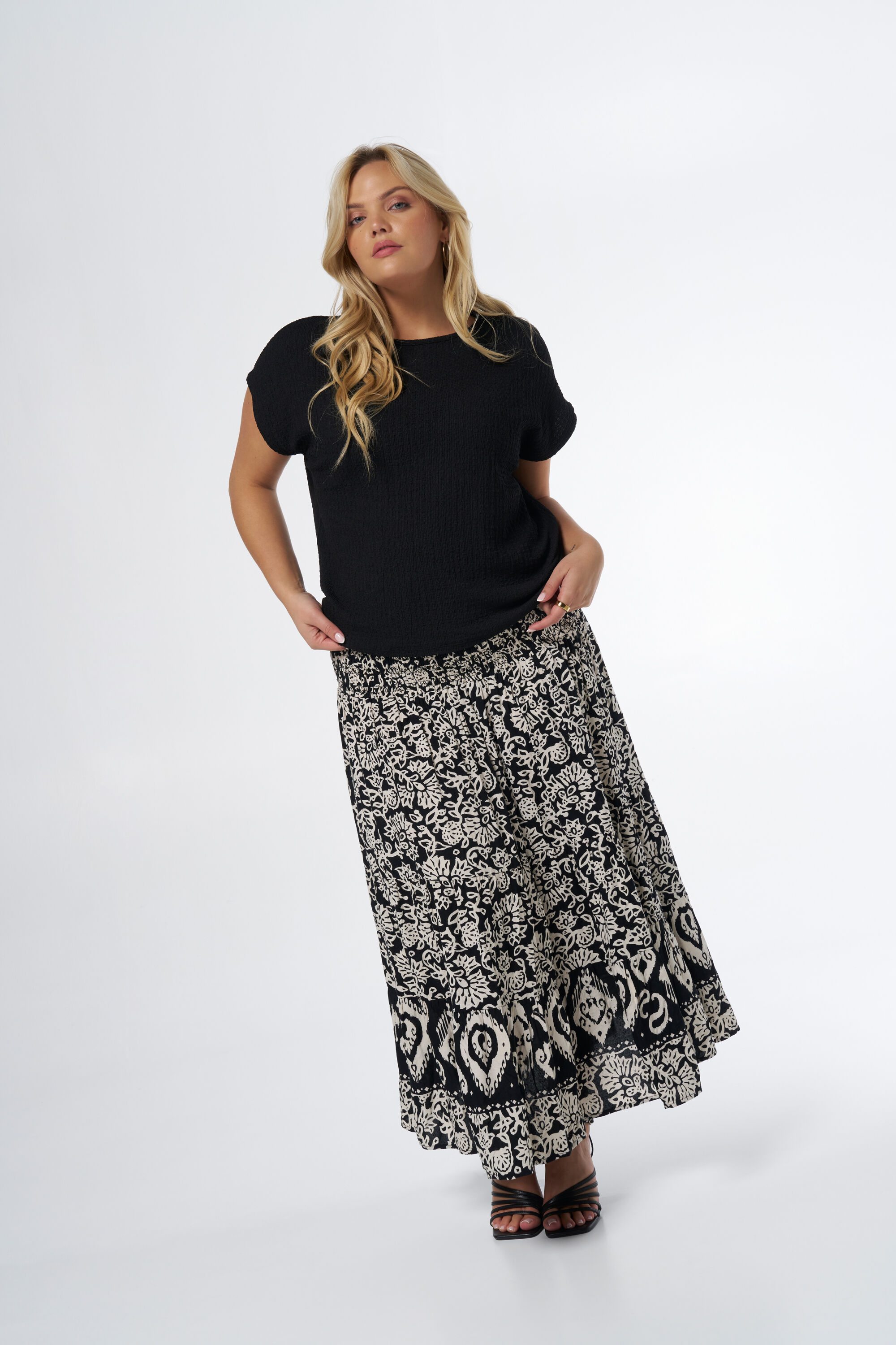 Haut avec tissu textur&eacute;  image number 5