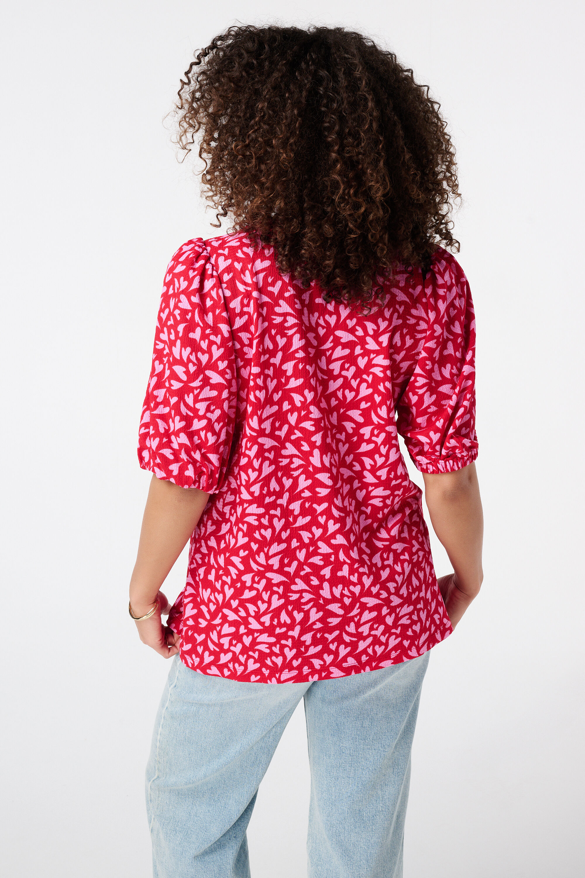 Haut &agrave; manches bouffantes image number 3