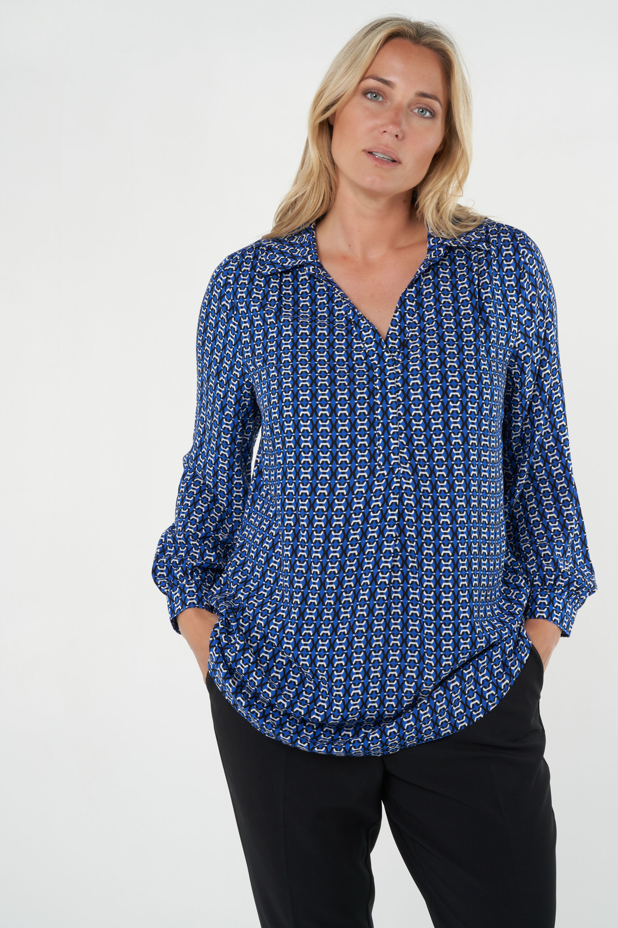 Chemisier oversized avec col en V image number 5