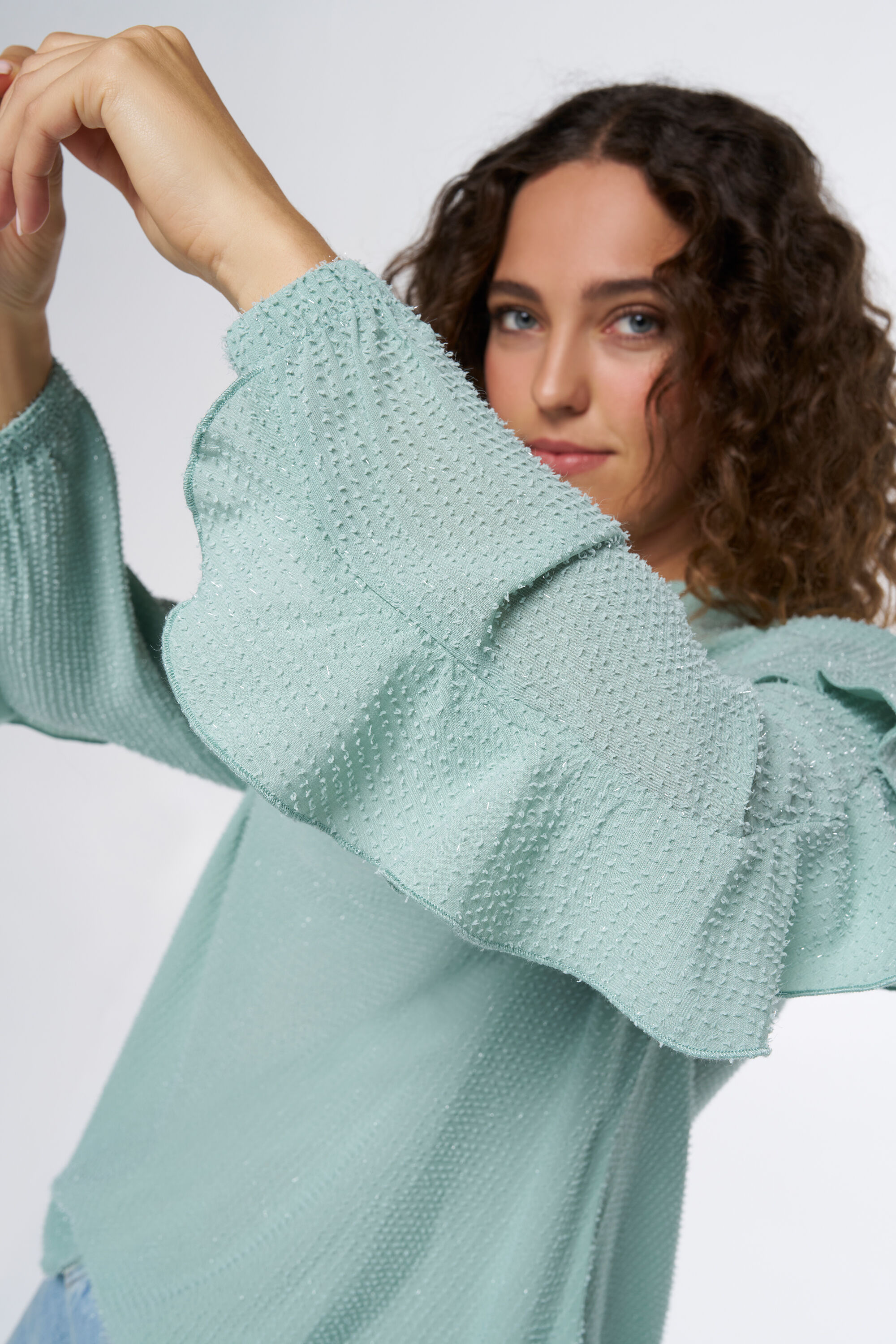 Chemisier &agrave; volants image number 4